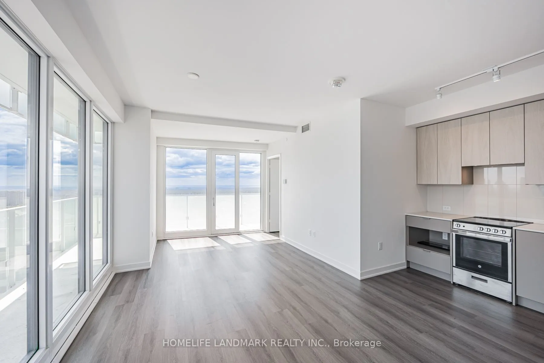 3883 Quartz Road, #2304