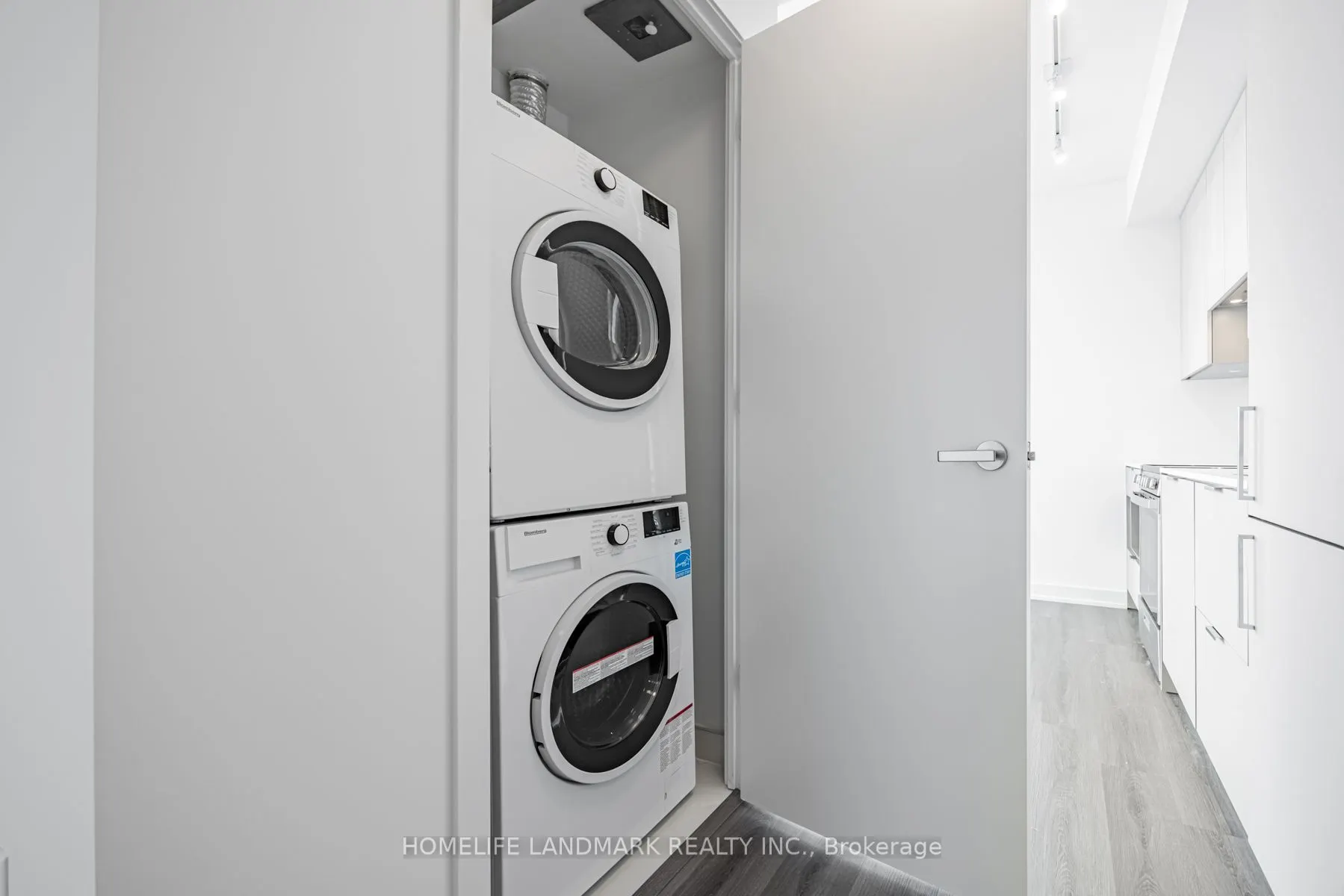 3883 Quartz Road, #2304