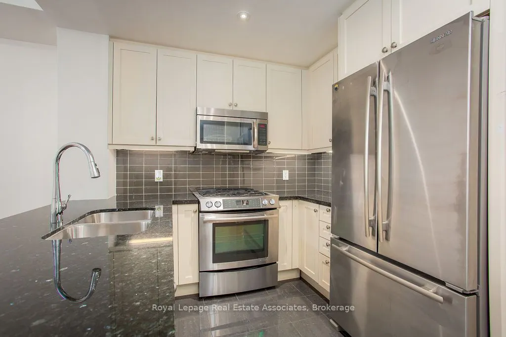 11 Bronte Road, #426