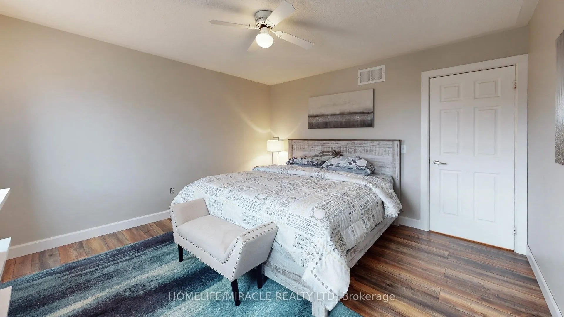126 Mowat Crescent