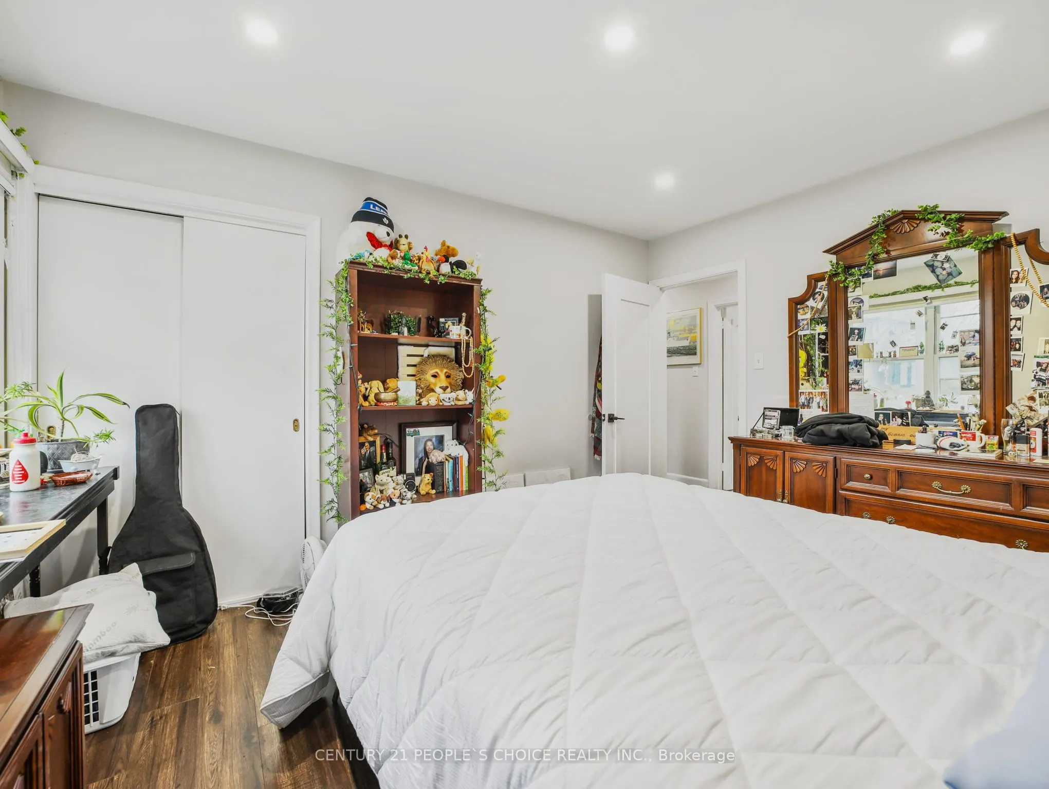 167 Blue Water Place