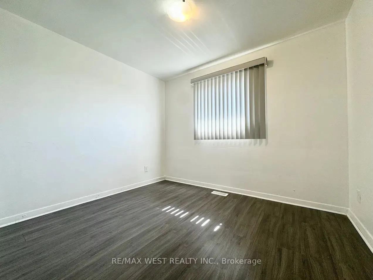 25 Bimini Crescent