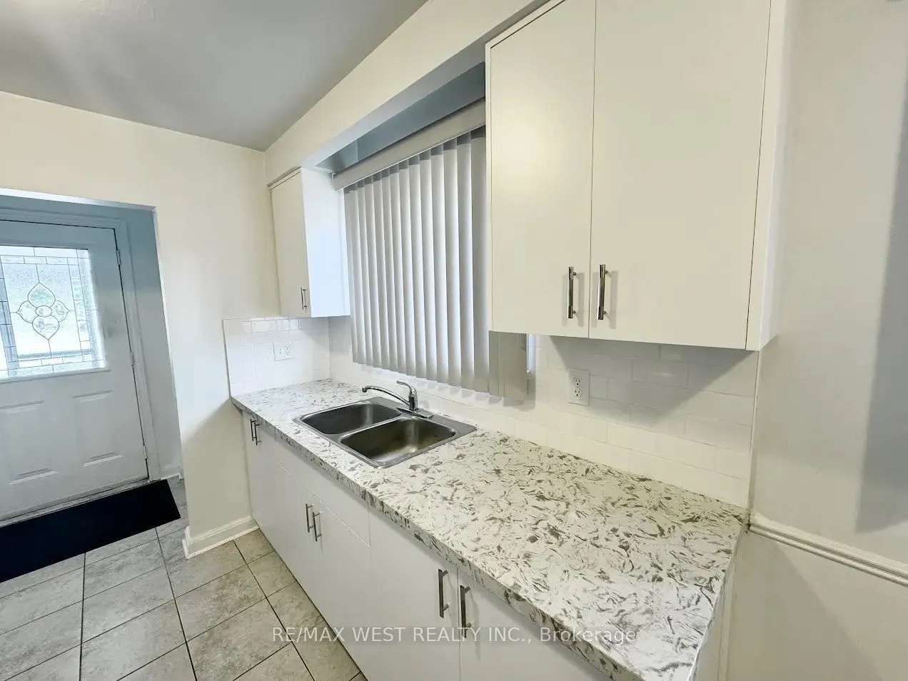 25 Bimini Crescent