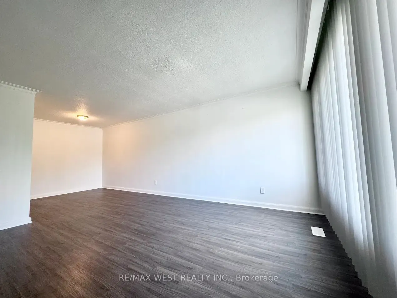 25 Bimini Crescent