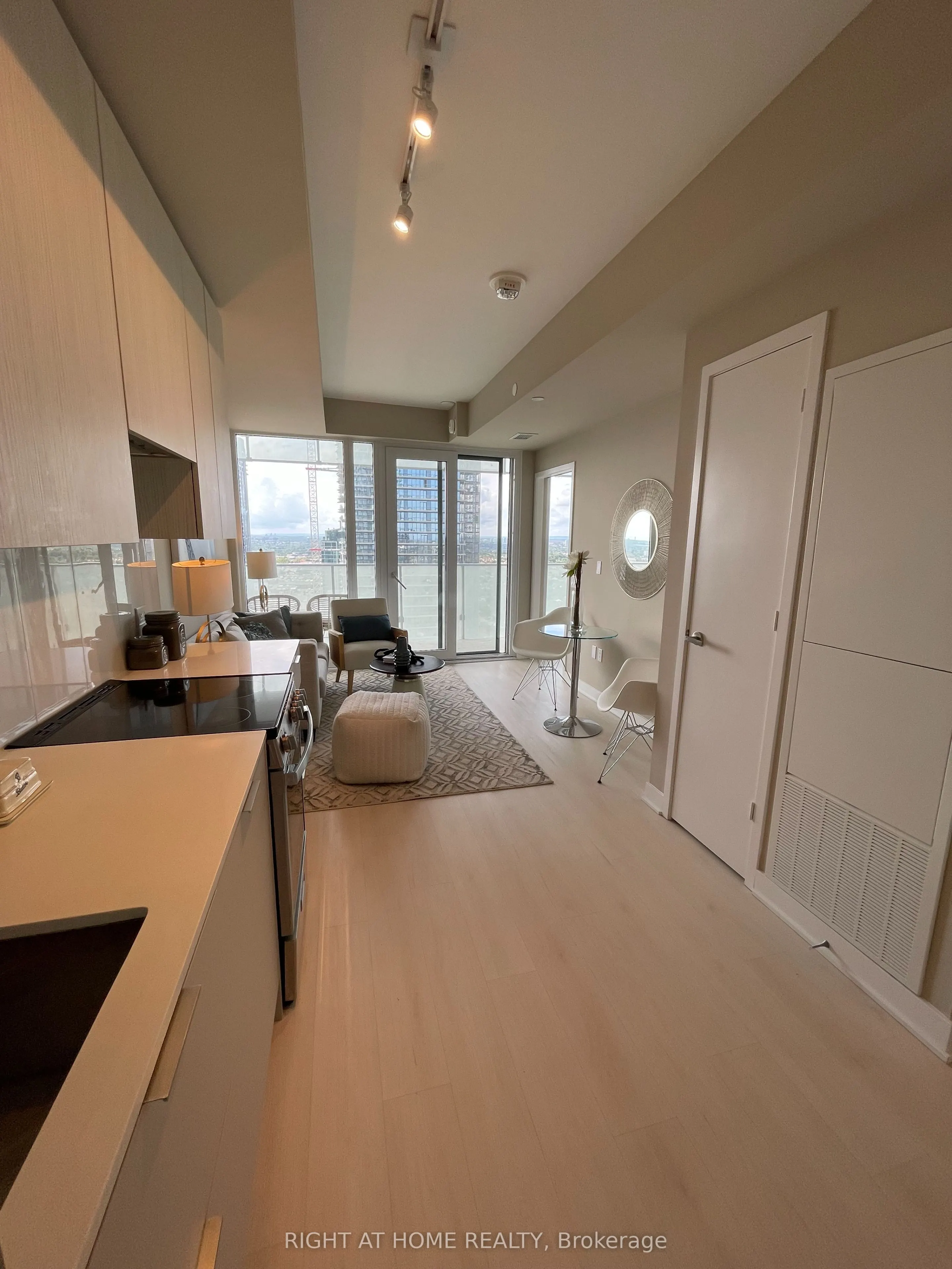 3900 Confederation Parkway, #2905