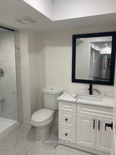10 seclusion Crescent