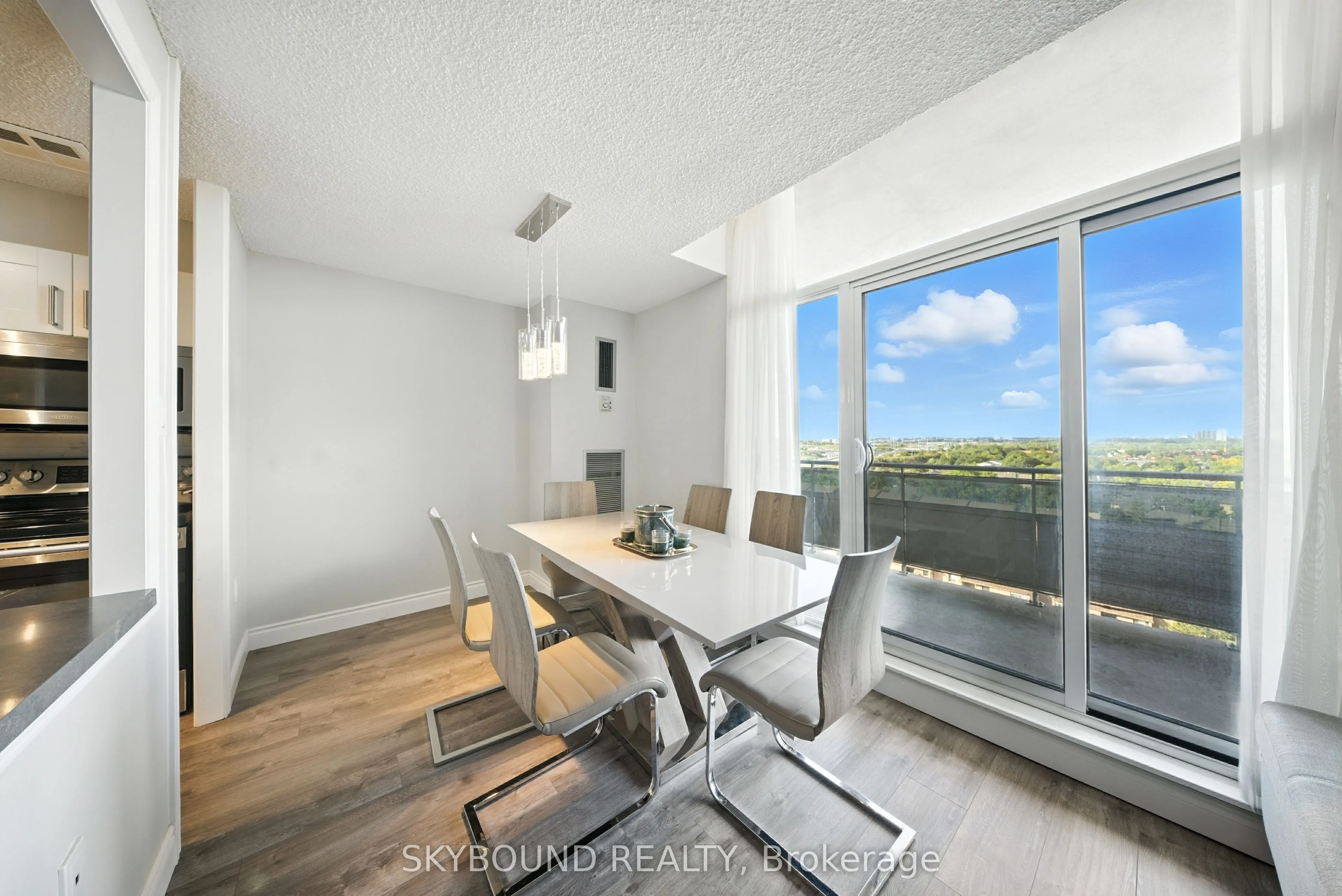 355 Rathburn Road E, #1204