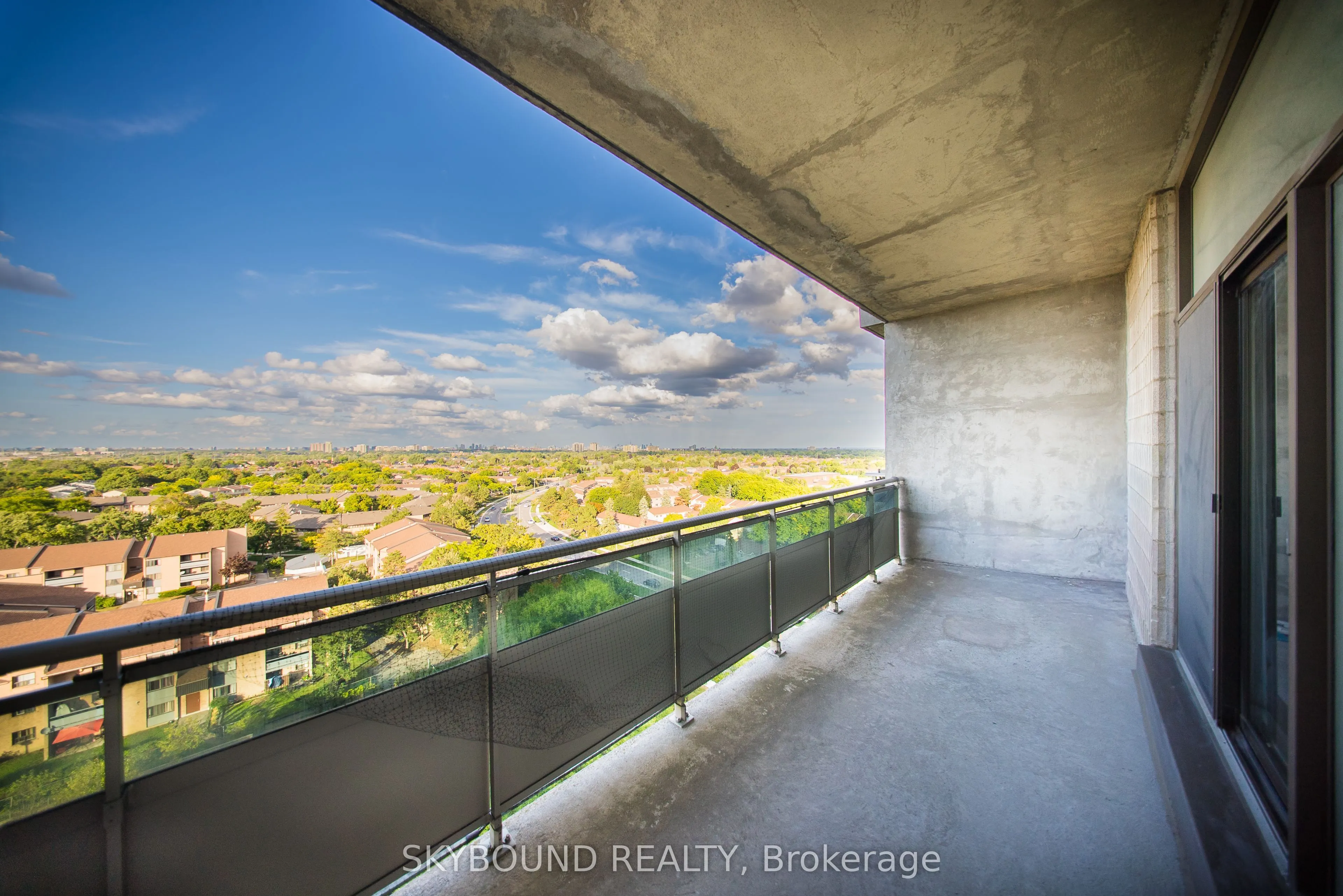 355 Rathburn Road E, #1204