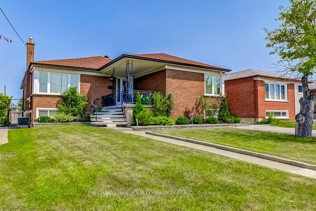 52 Whitburn Crescent