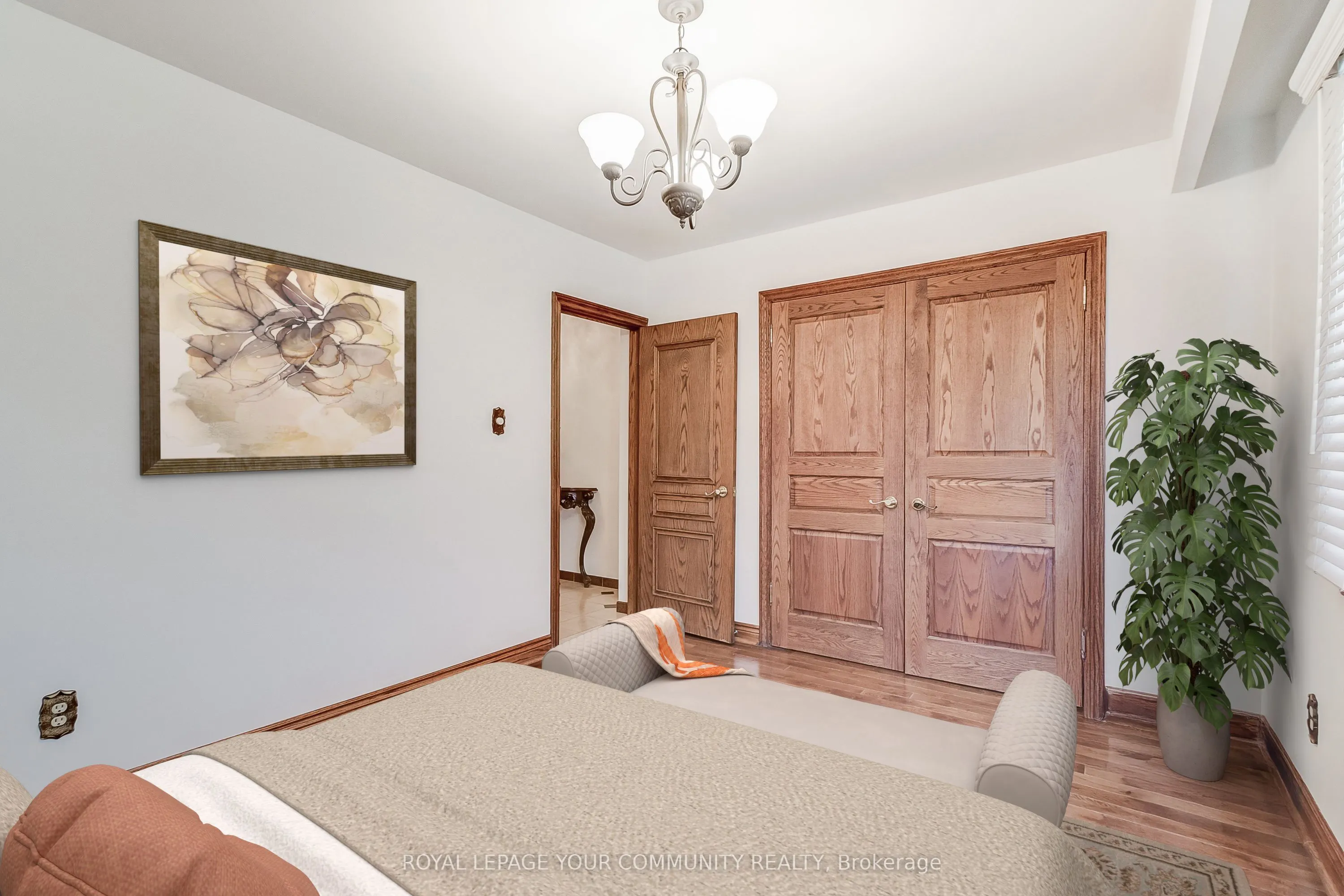 52 Whitburn Crescent