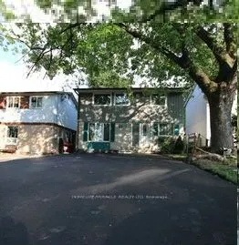 3 GATSBY Square