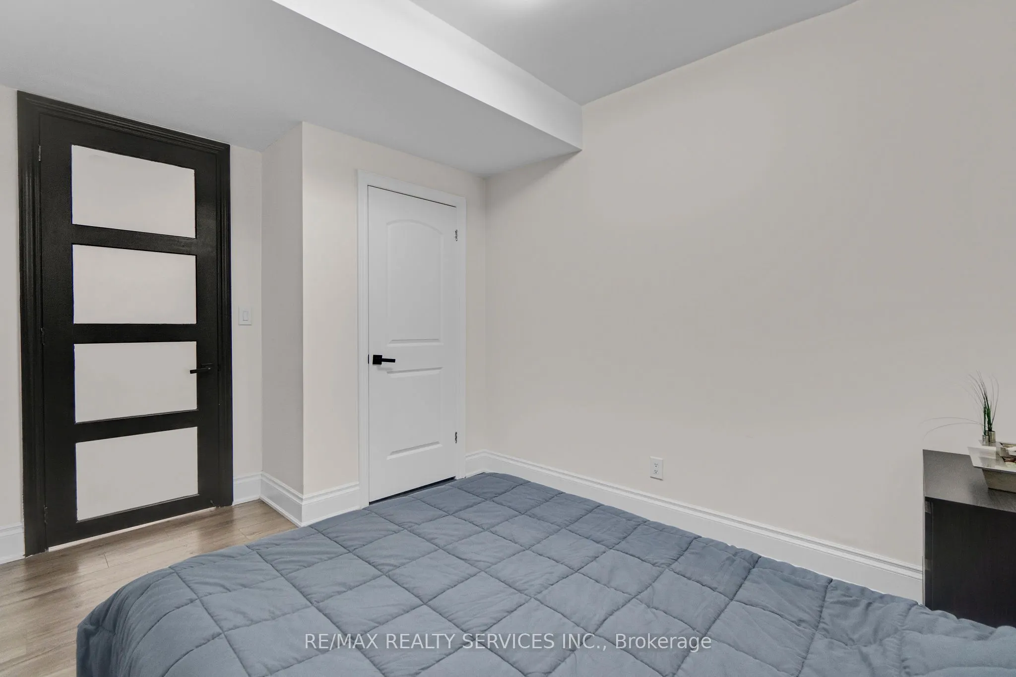 66 Hanbury Crescent, #Bsmt
