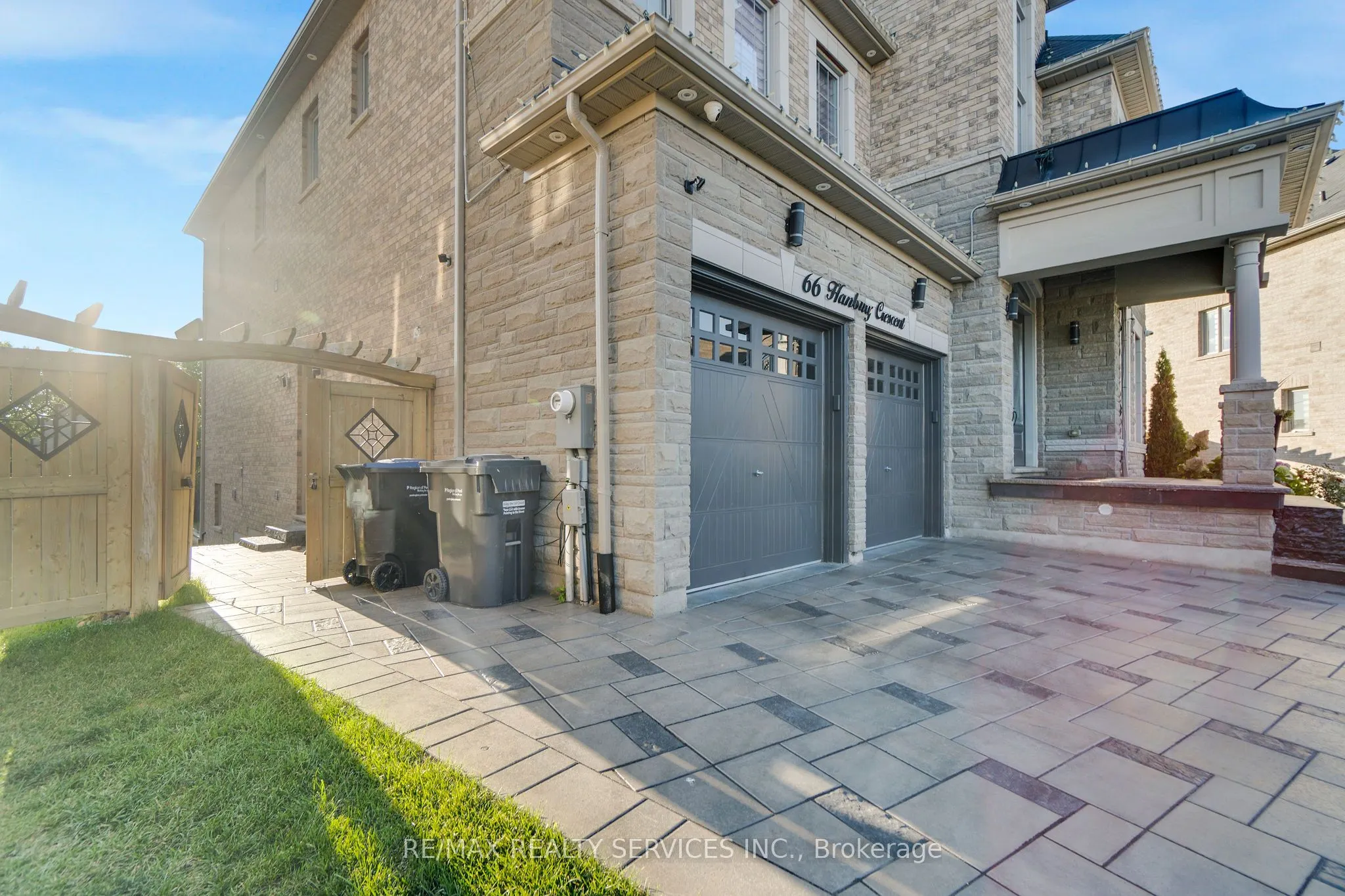 66 Hanbury Crescent, #Bsmt
