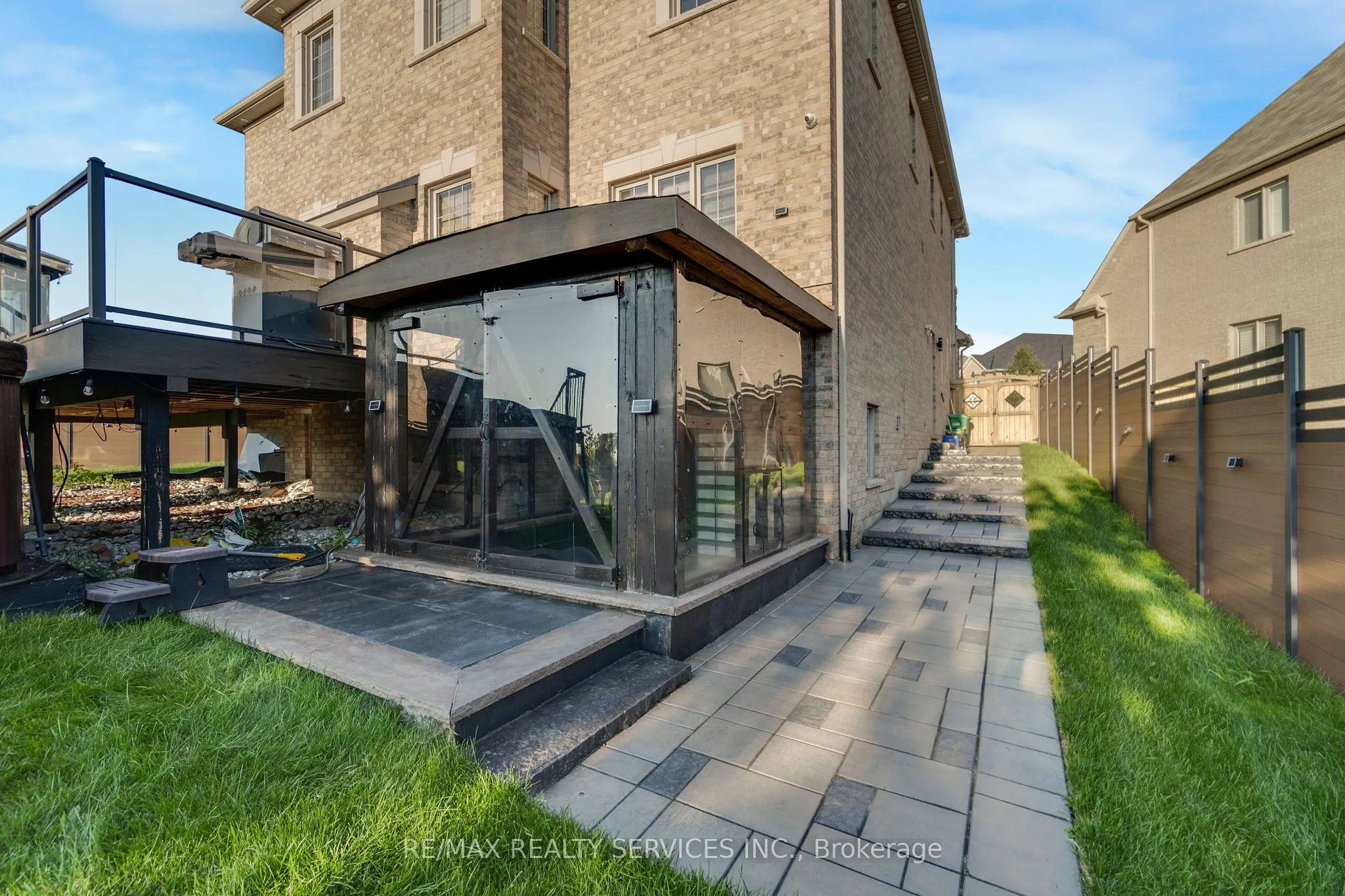 66 Hanbury Crescent, #Bsmt