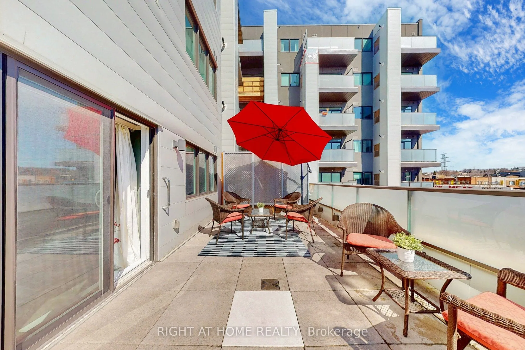 385 Osler Street, #202