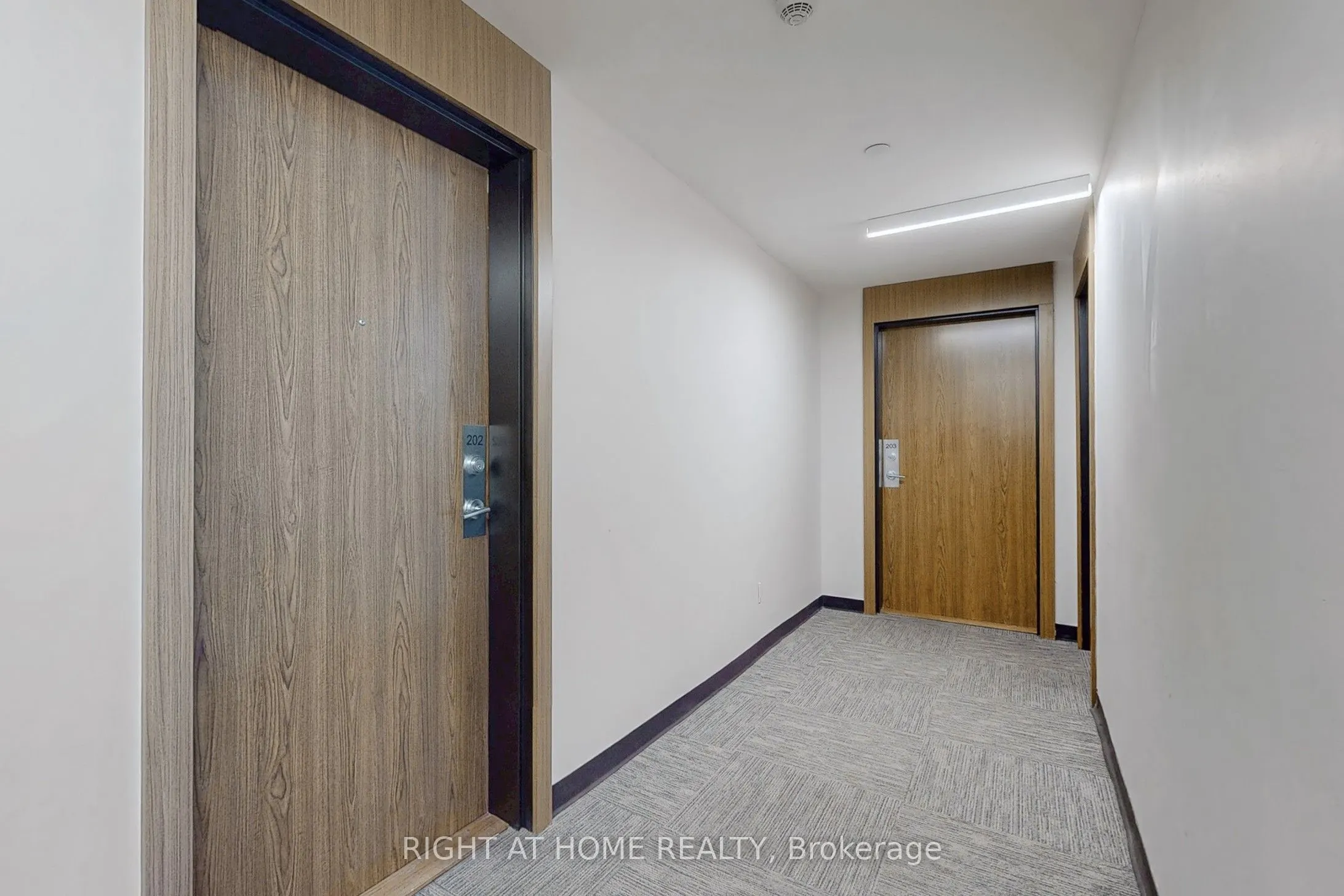 385 Osler Street, #202
