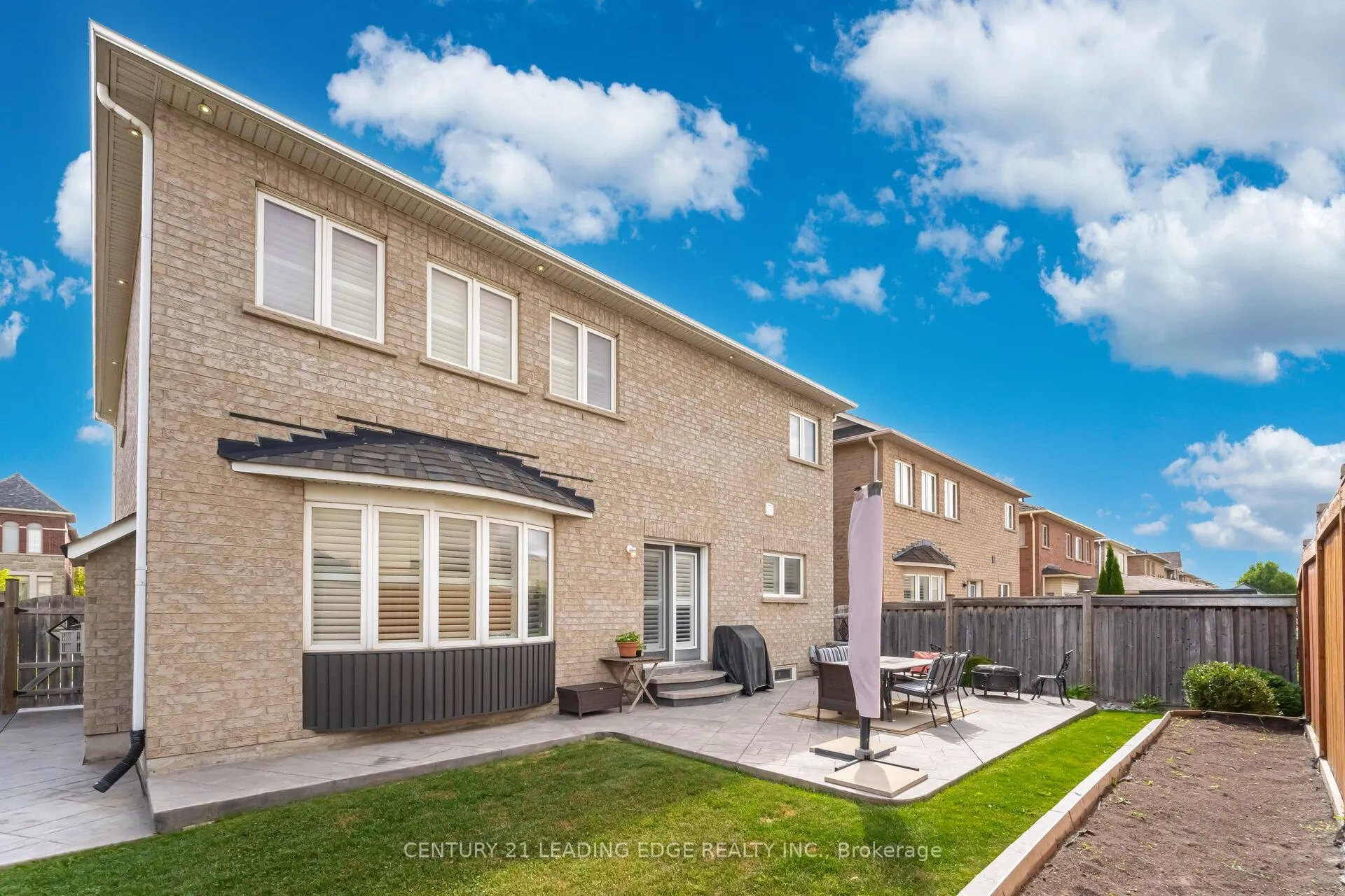 34 Royal Links Circle