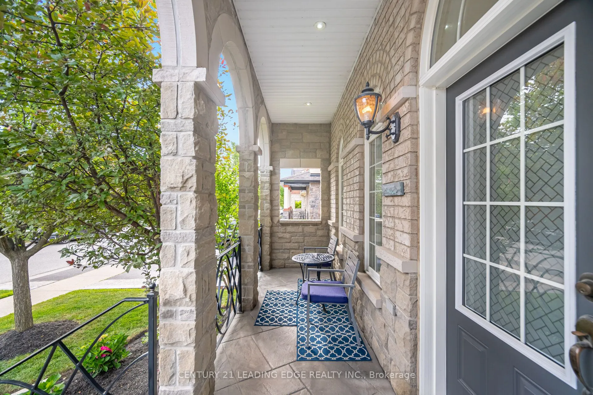 34 Royal Links Circle