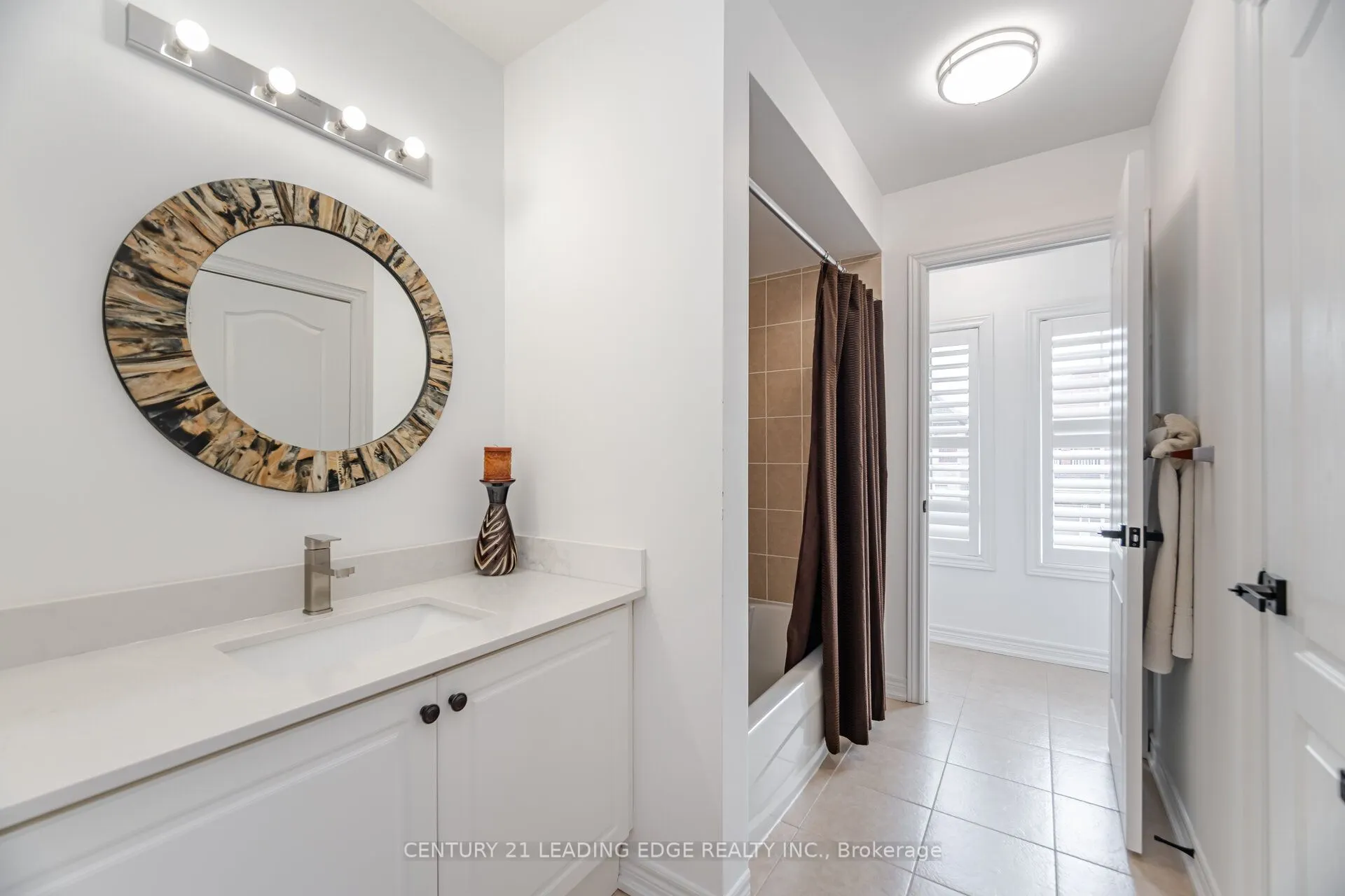 34 Royal Links Circle