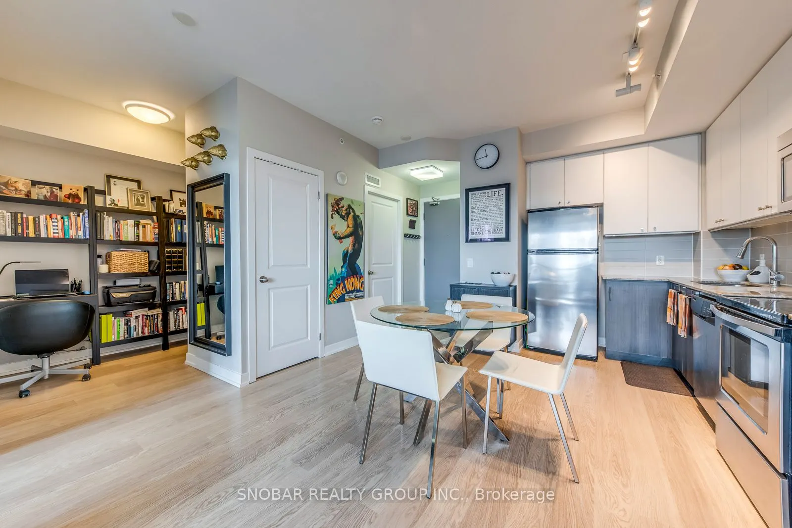 8 Fieldway Road, #504