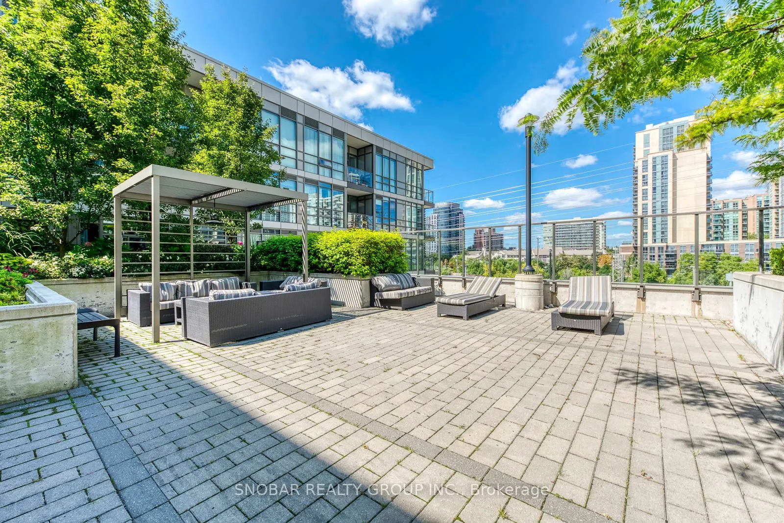 8 Fieldway Road, #504