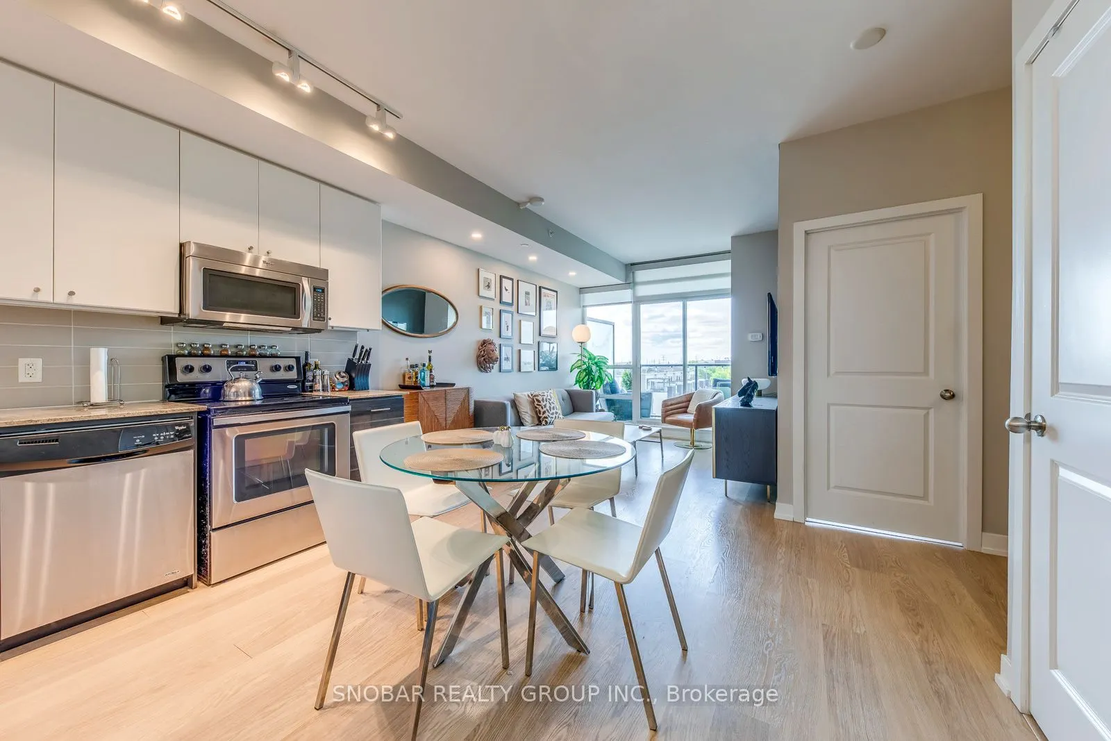 8 Fieldway Road, #504
