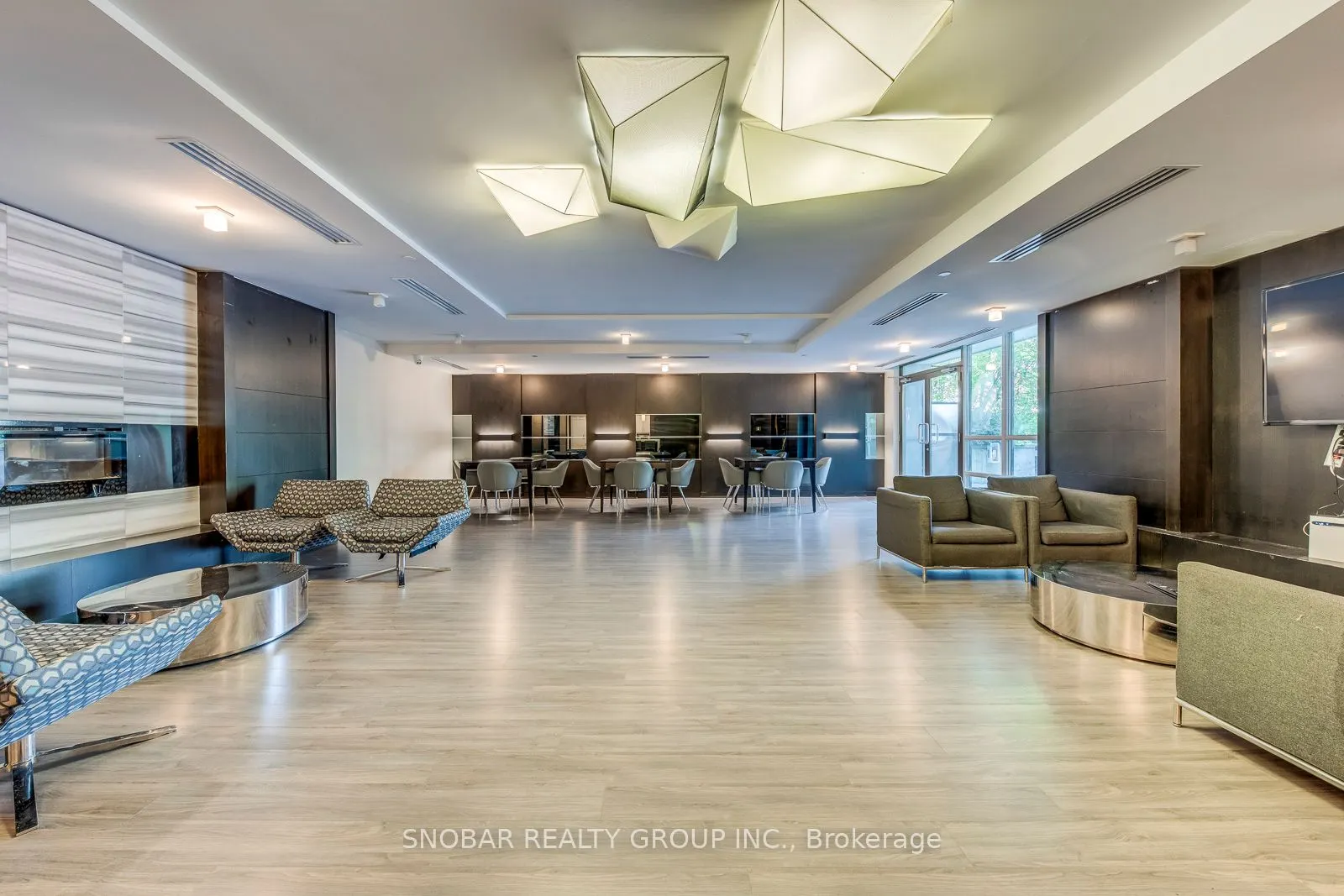 8 Fieldway Road, #504