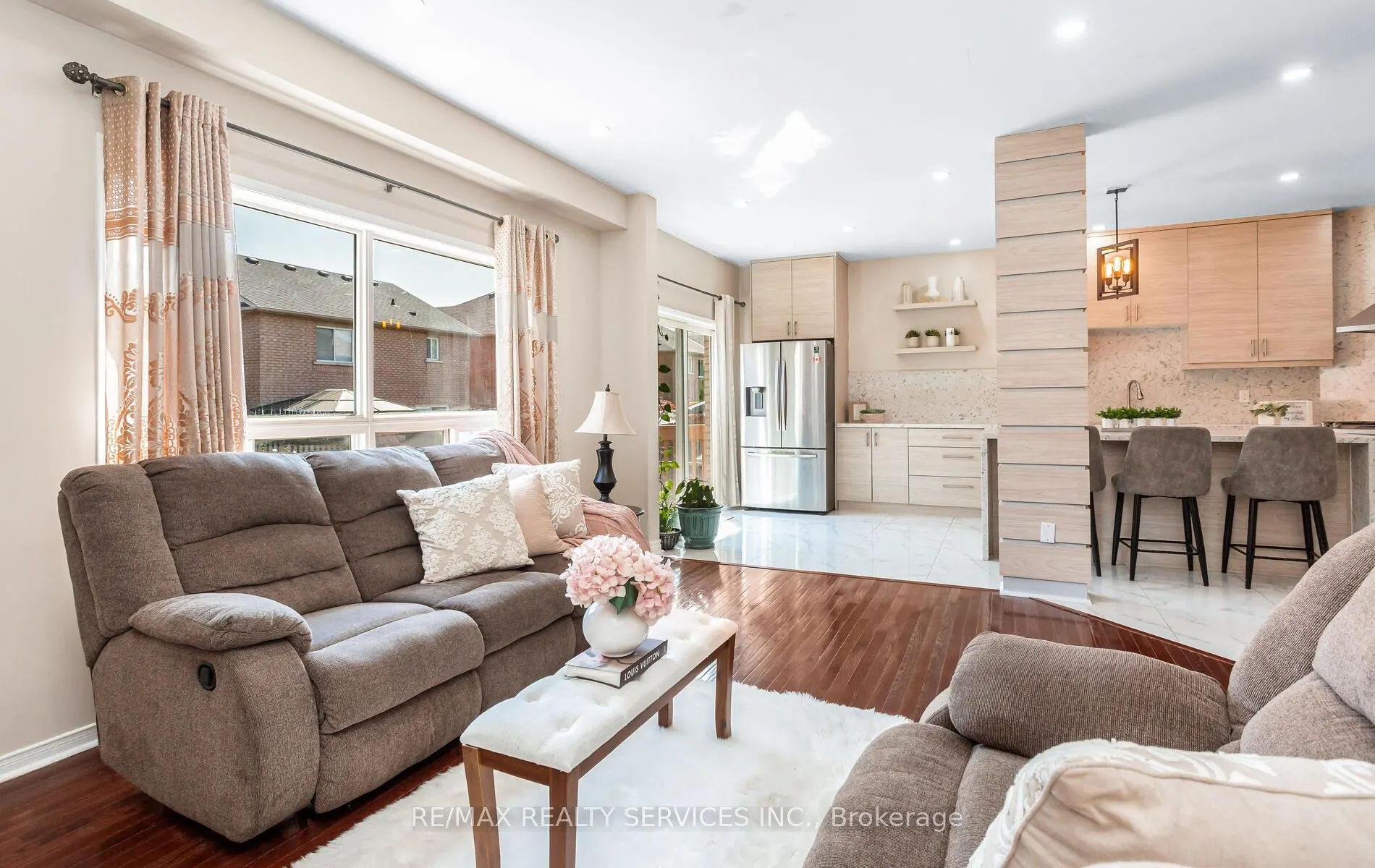 3770 Brinwood Gate