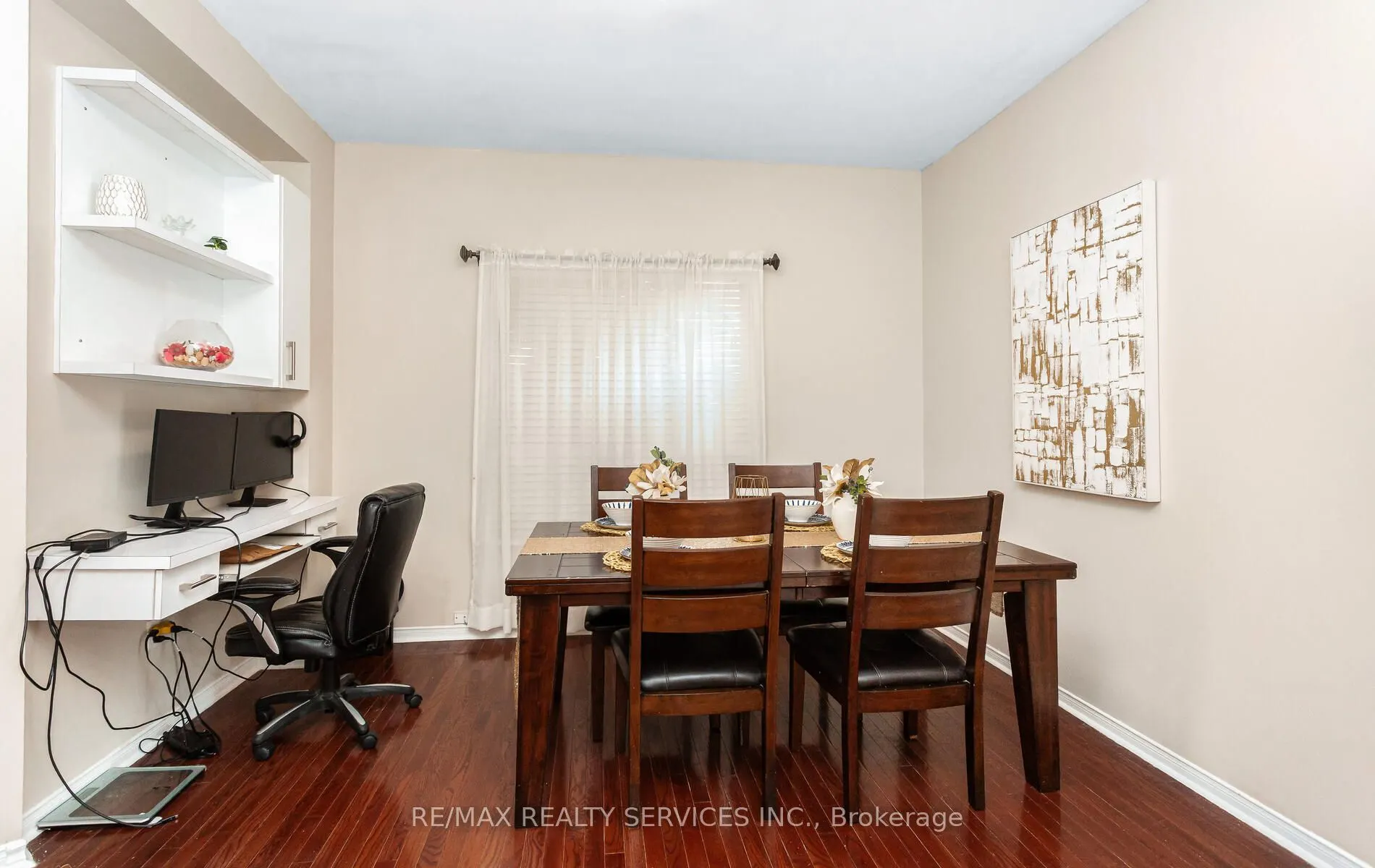 3770 Brinwood Gate