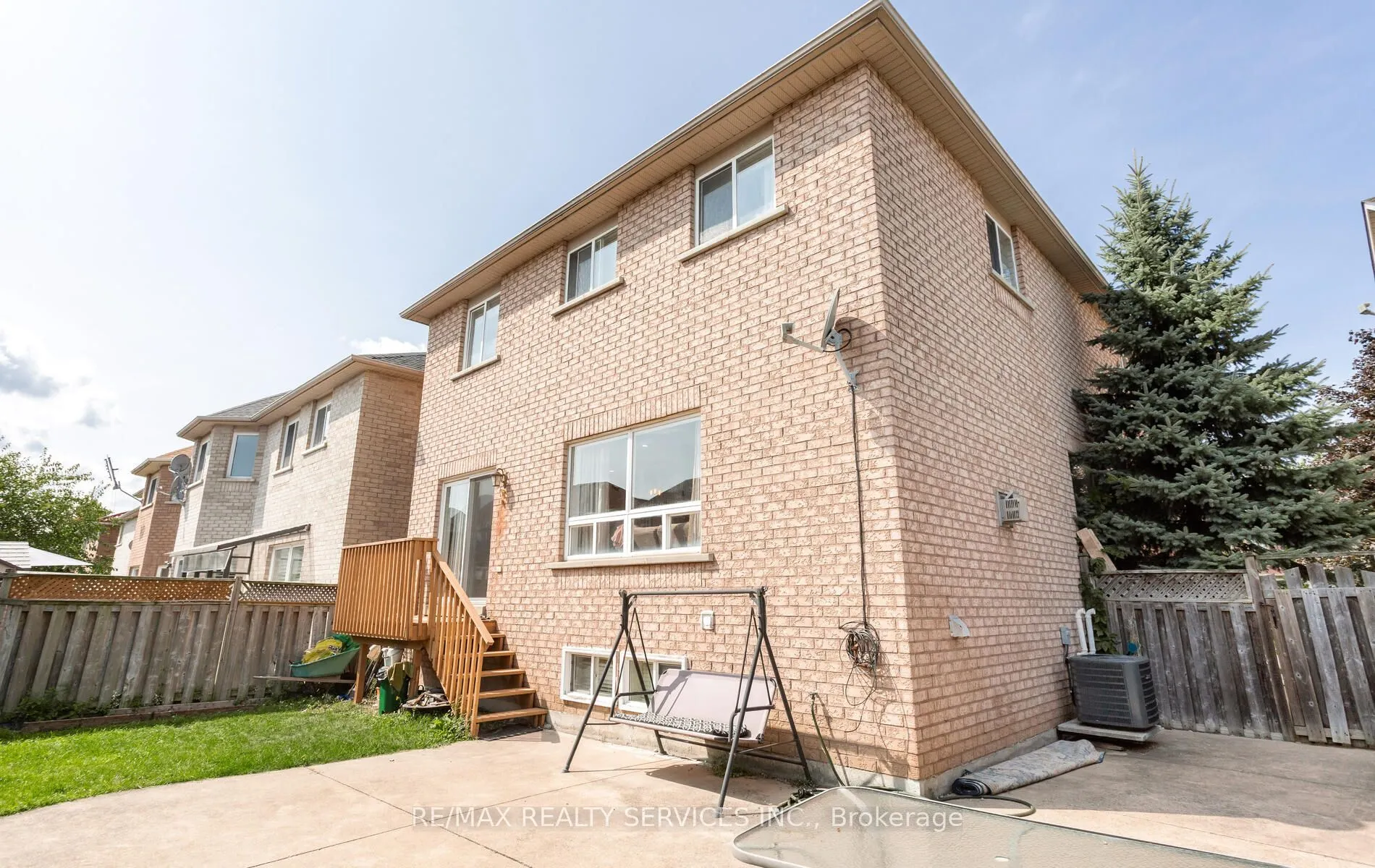 3770 Brinwood Gate