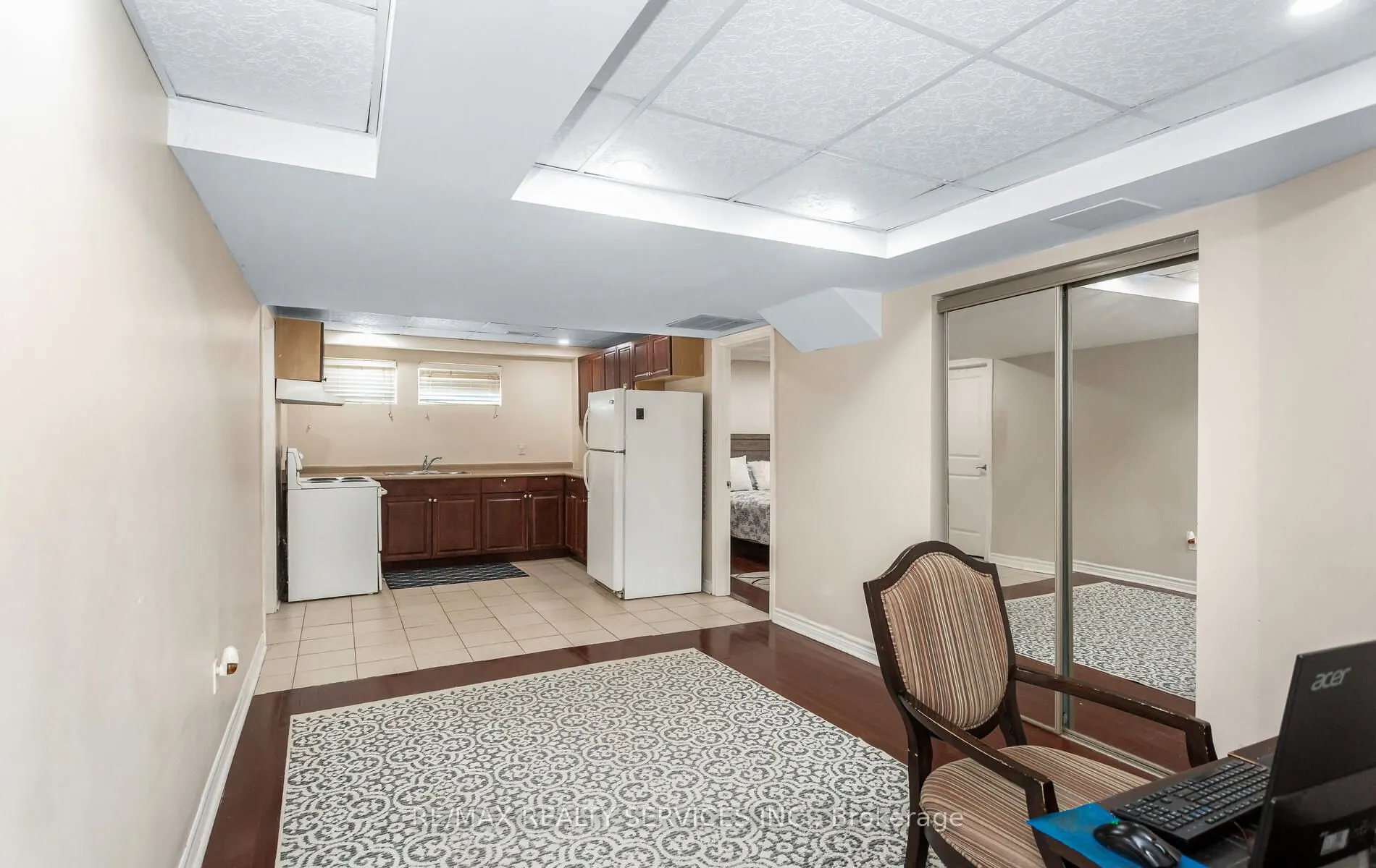 3770 Brinwood Gate