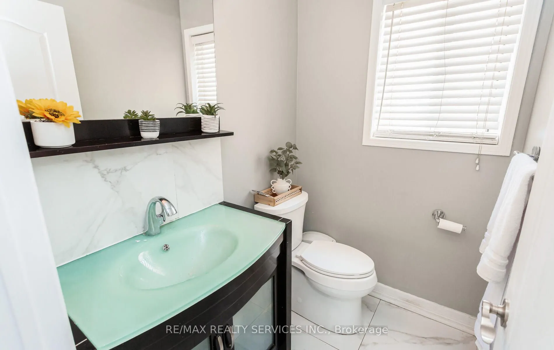 3770 Brinwood Gate