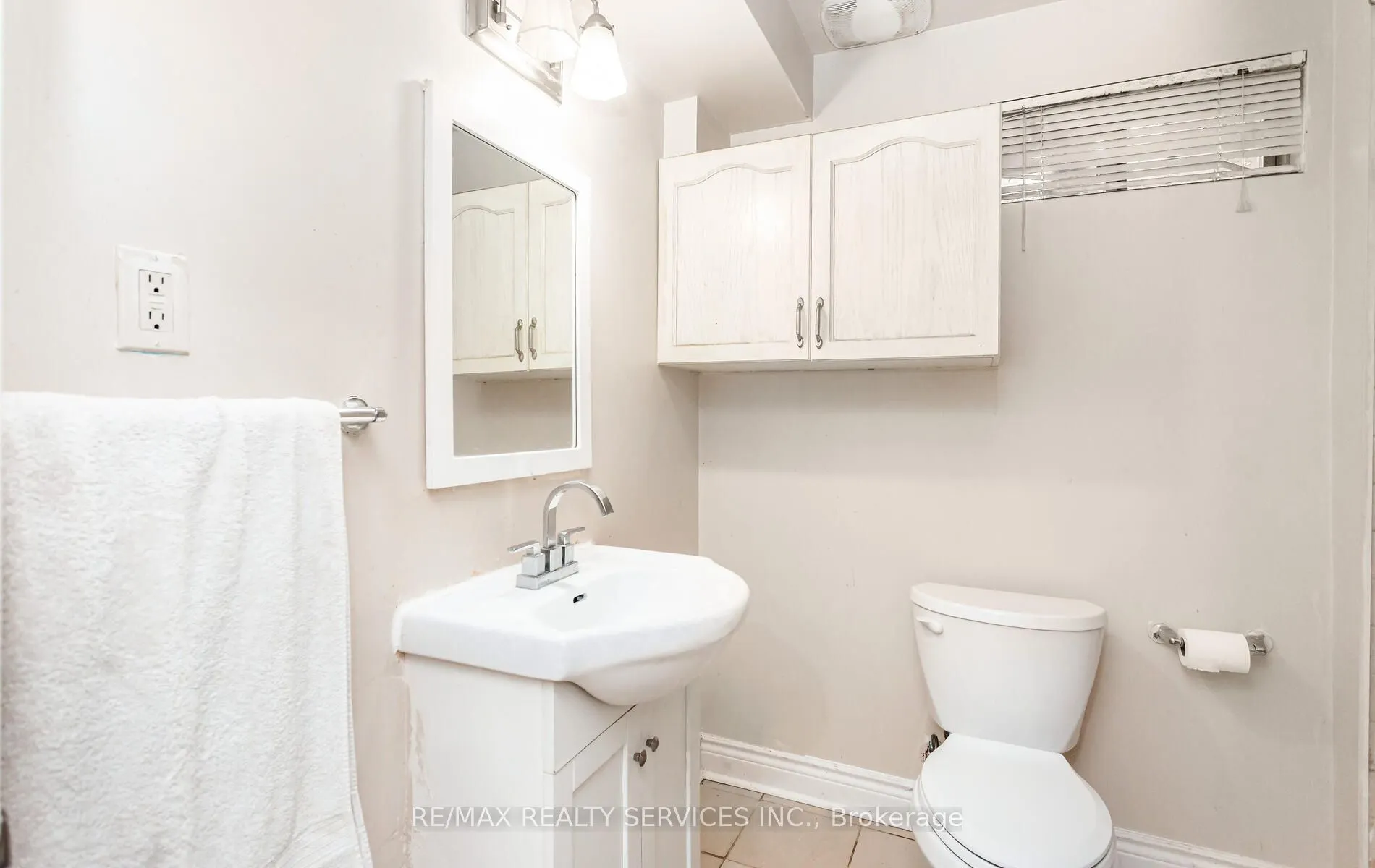 3770 Brinwood Gate