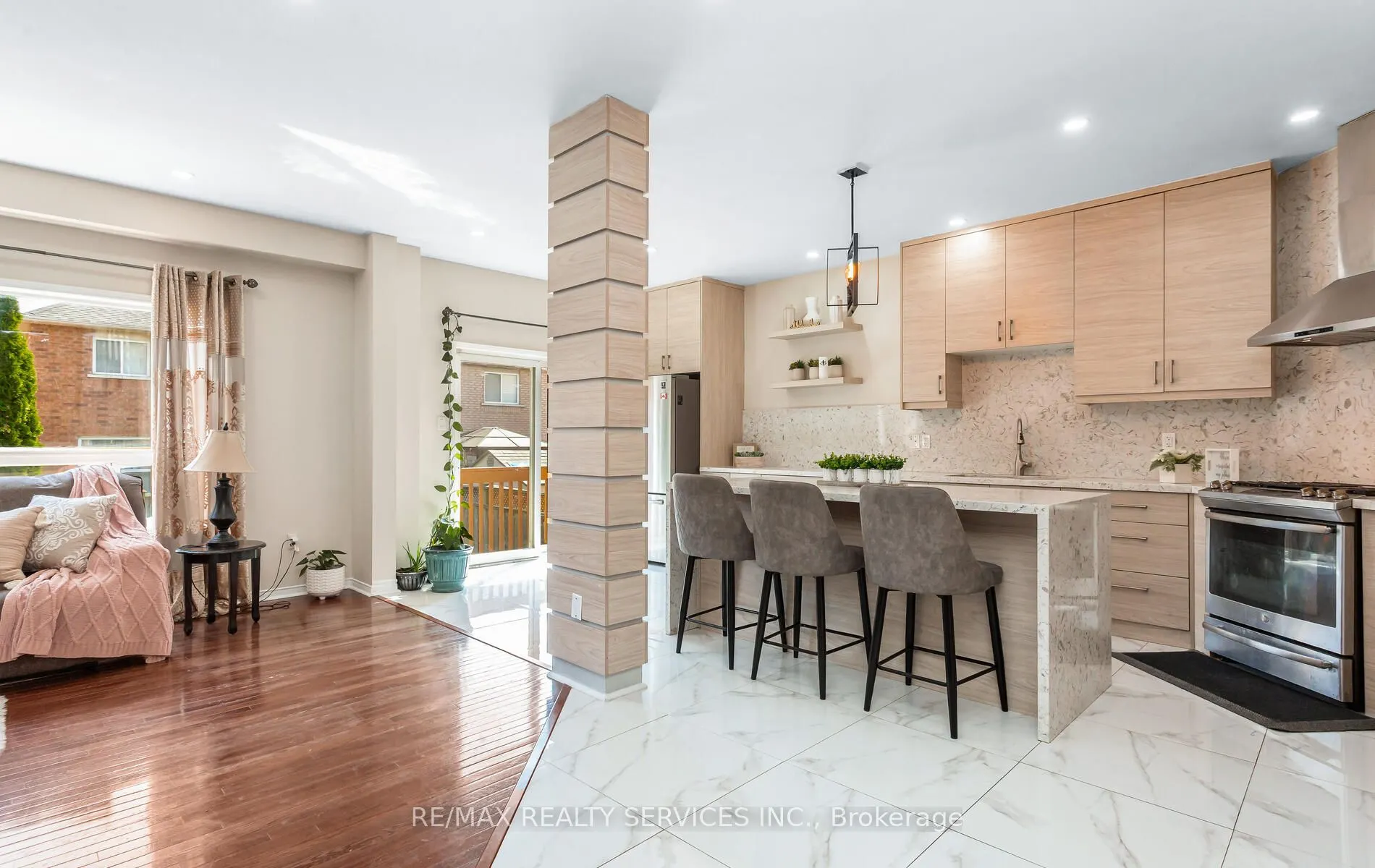3770 Brinwood Gate