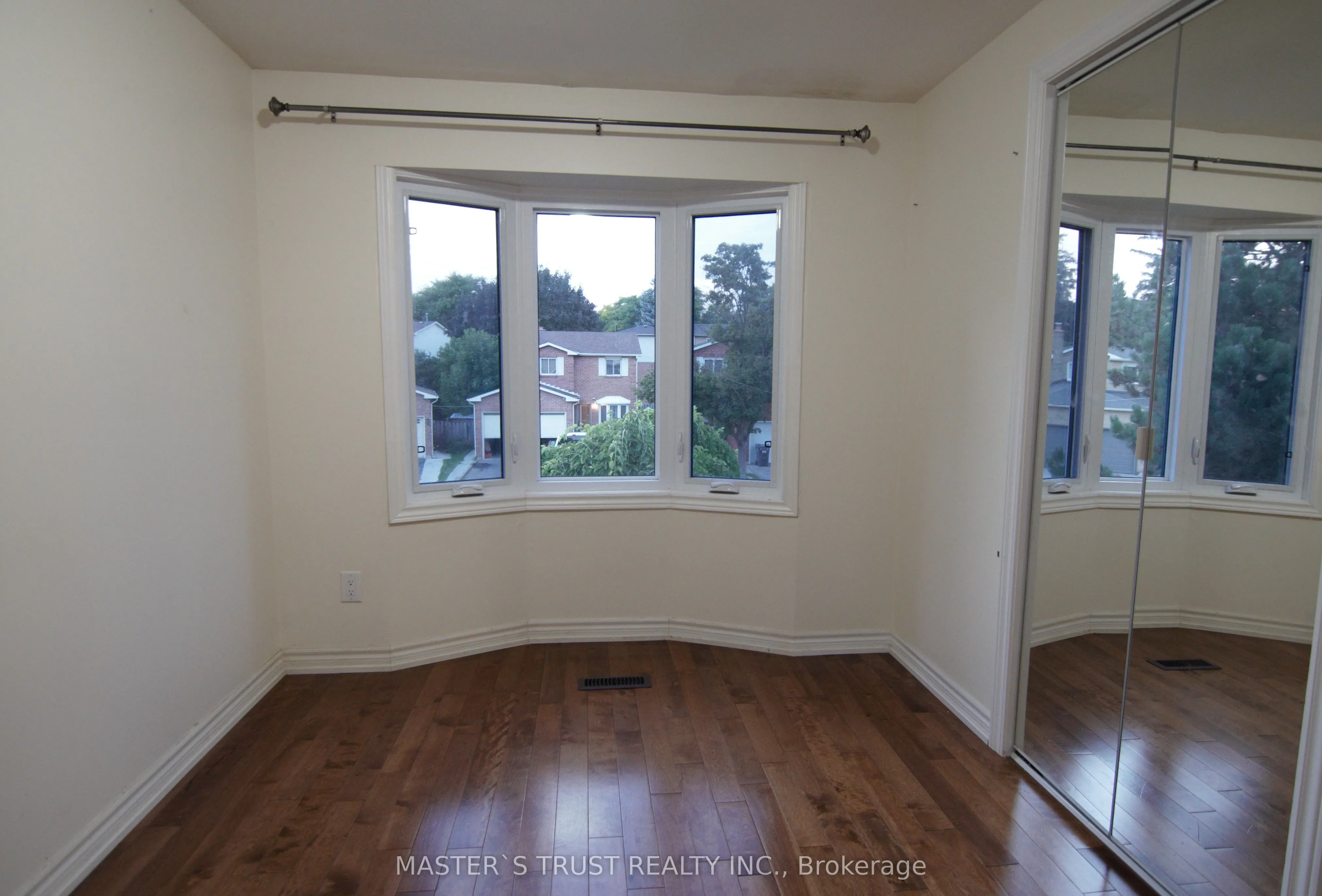 37 Cassander Crescent