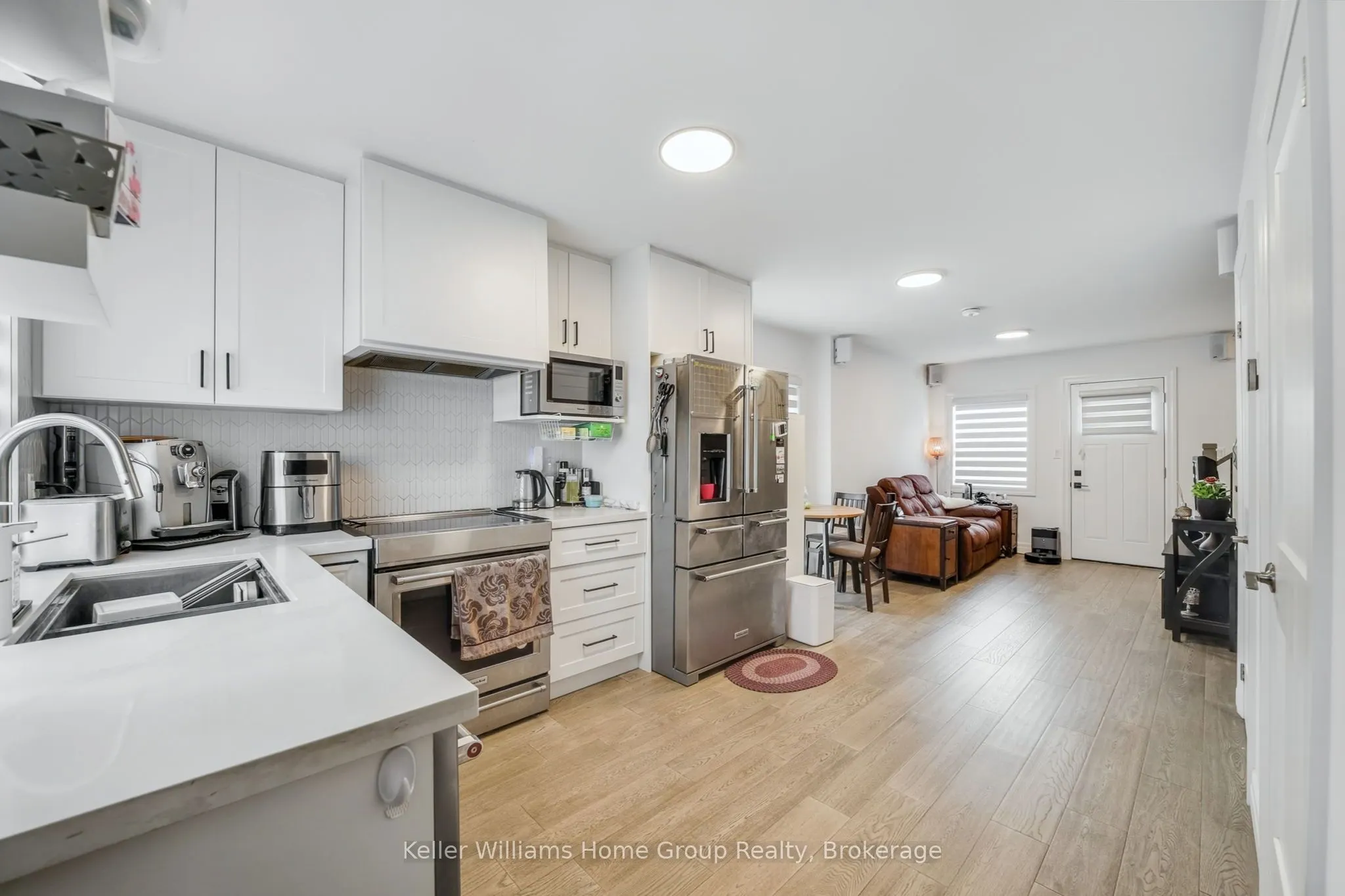 497-499 Evans Avenue