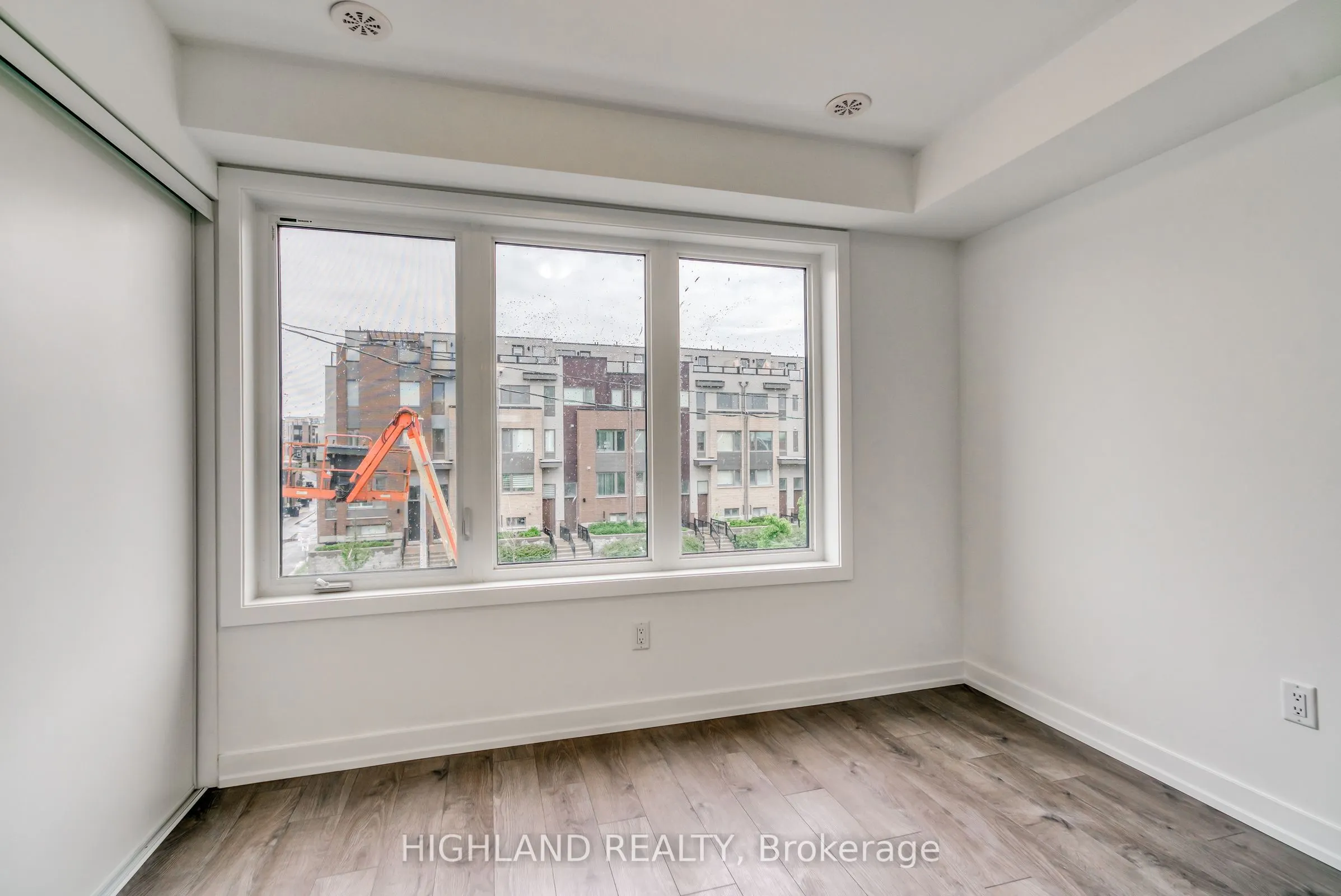 78 Stanley Greene Boulevard