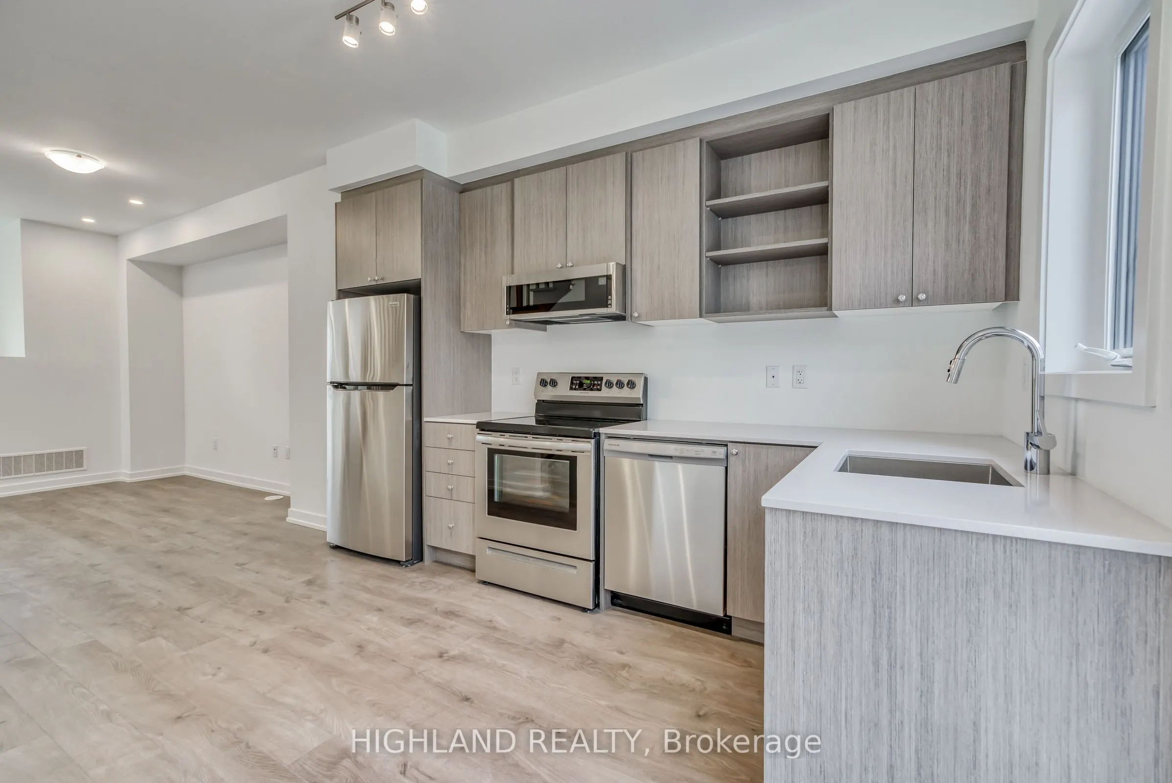 78 Stanley Greene Boulevard
