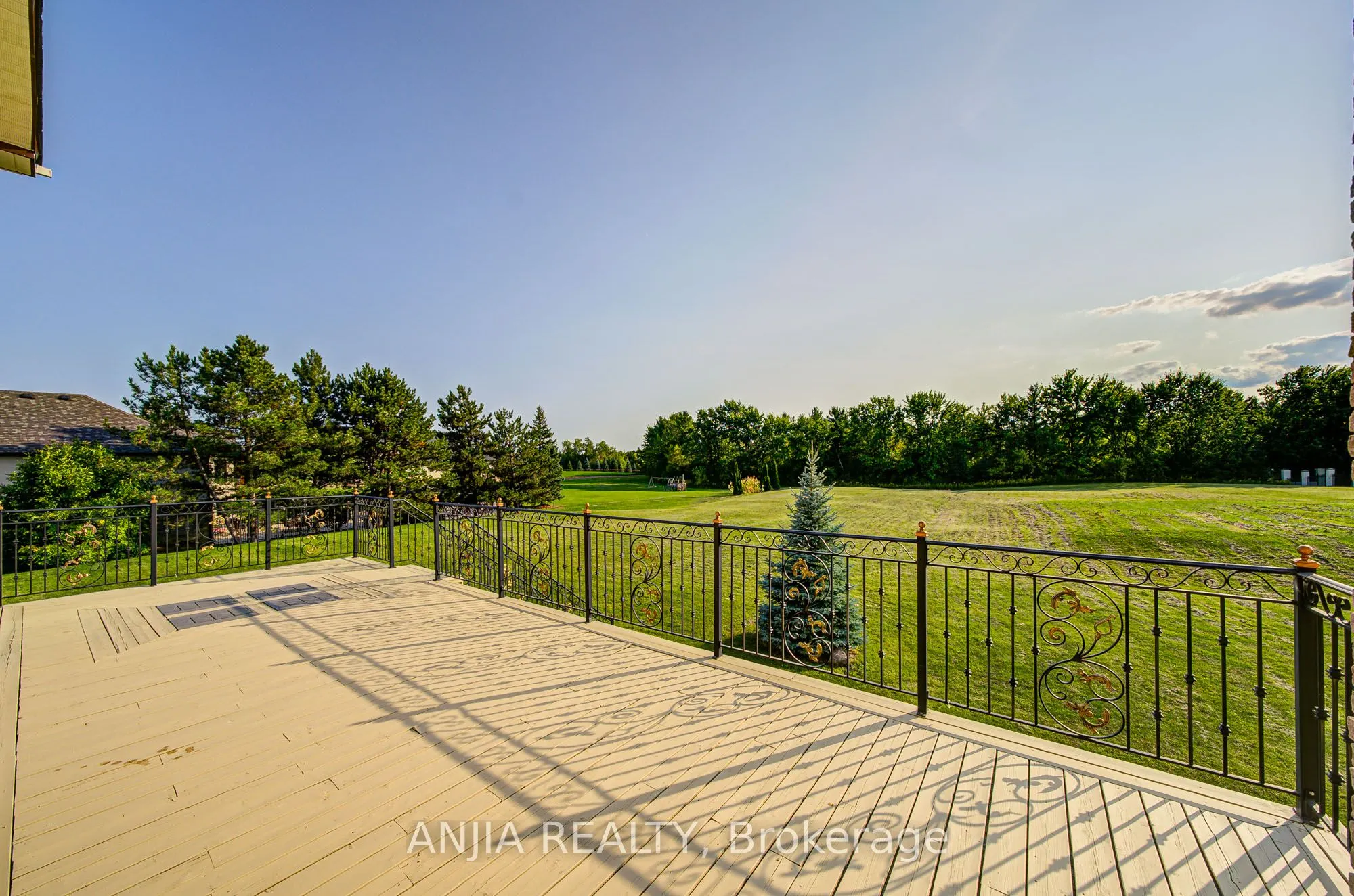 44 Bellini Avenue