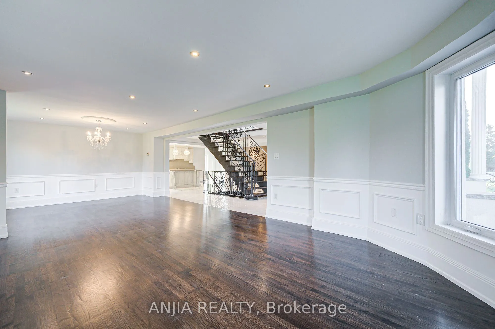 44 Bellini Avenue