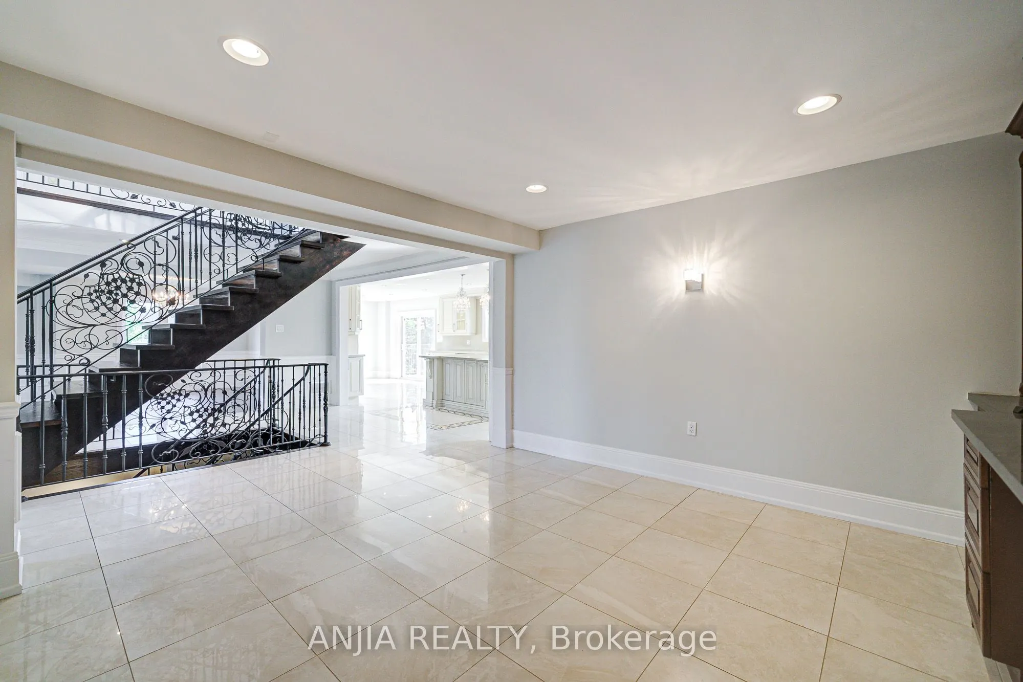 44 Bellini Avenue