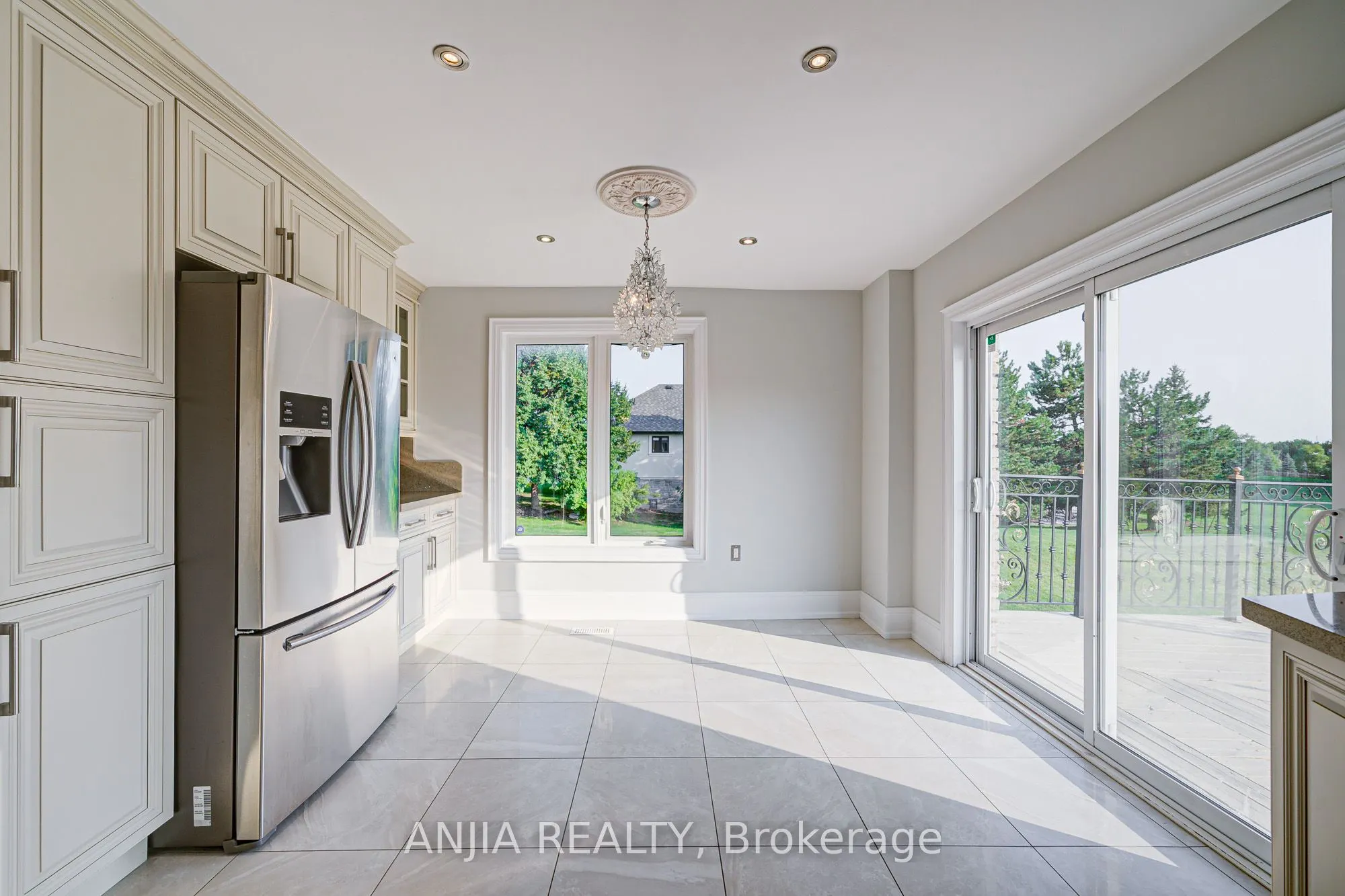 44 Bellini Avenue
