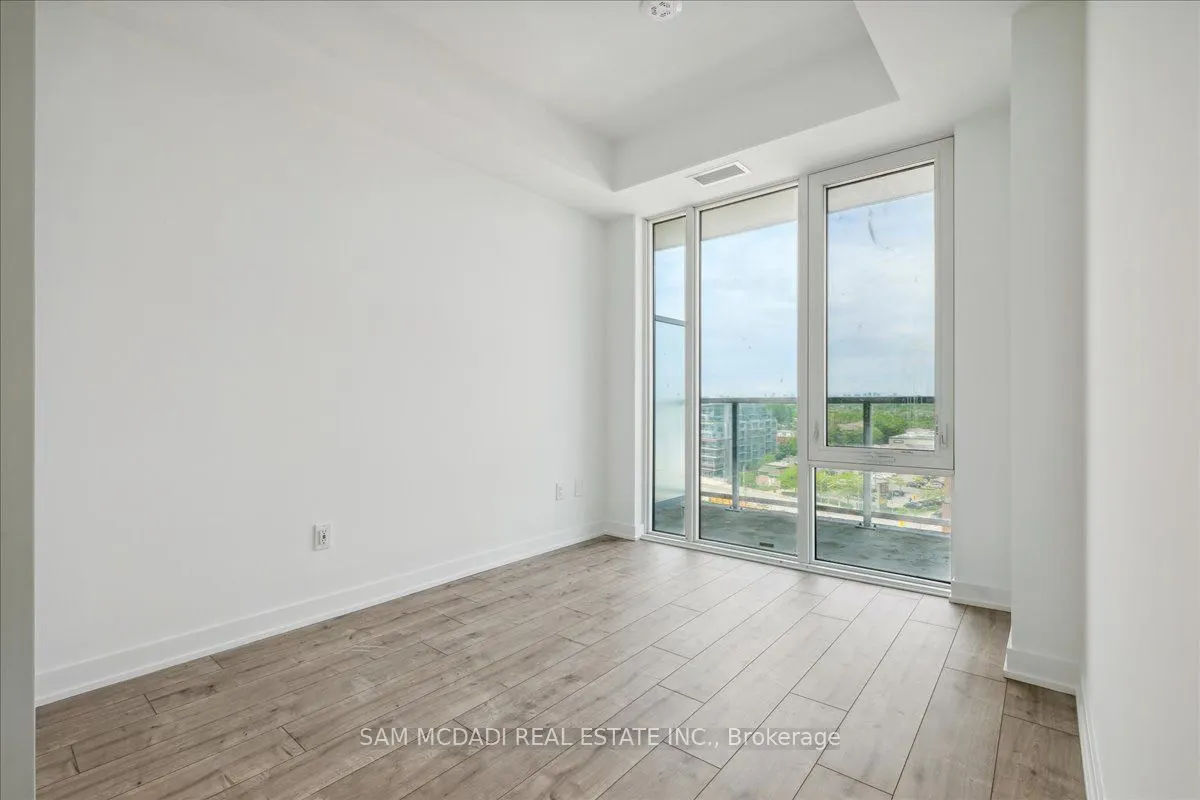 220 Missinnihe Way, #1001