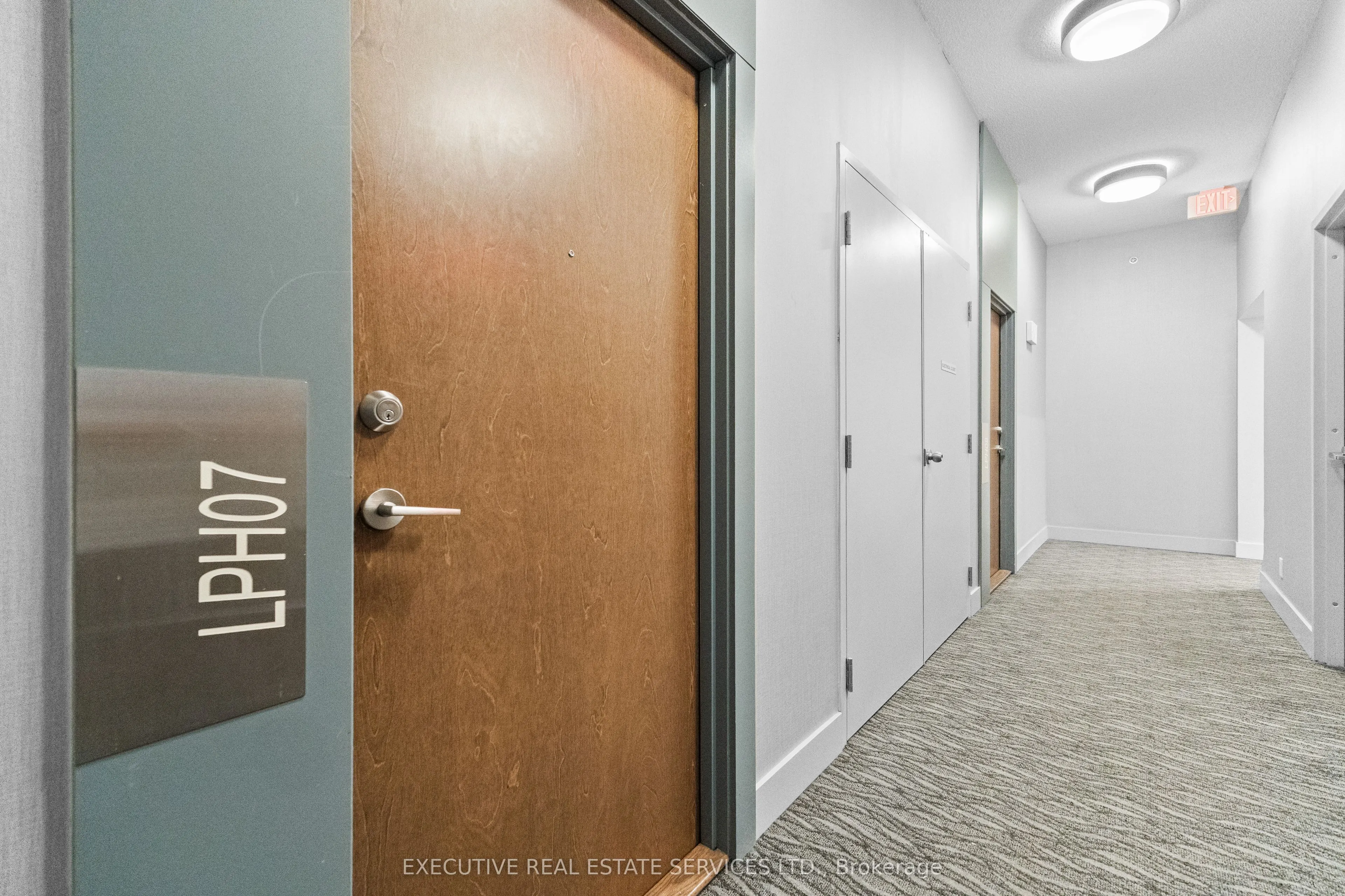 2200 Lakeshore Boulevard W, #LPH07