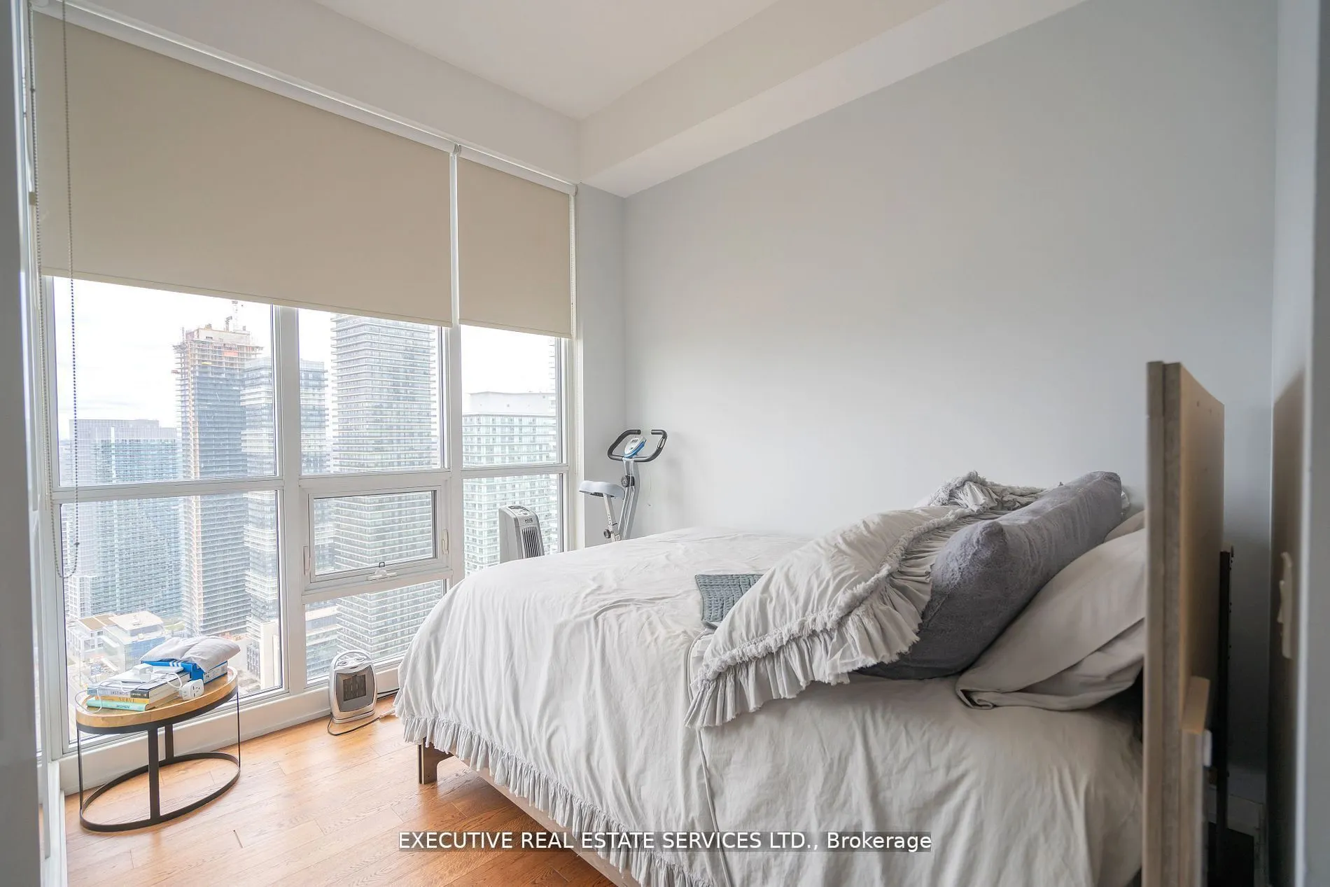 2200 Lakeshore Boulevard W, #LPH07