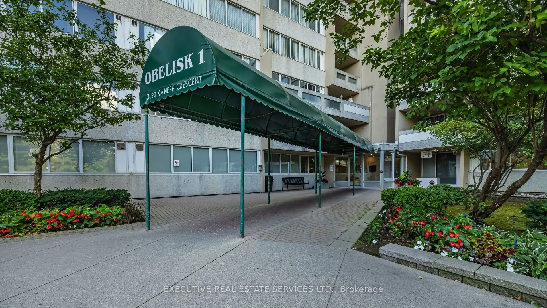 3590 KANEFF Crescent, #2002