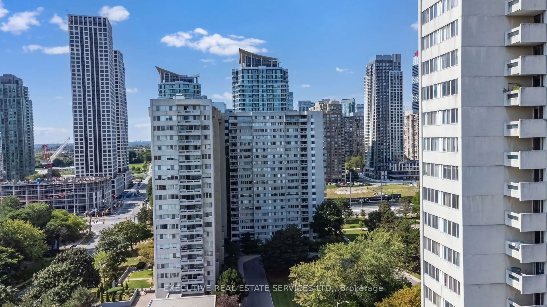 3590 KANEFF Crescent, #2002