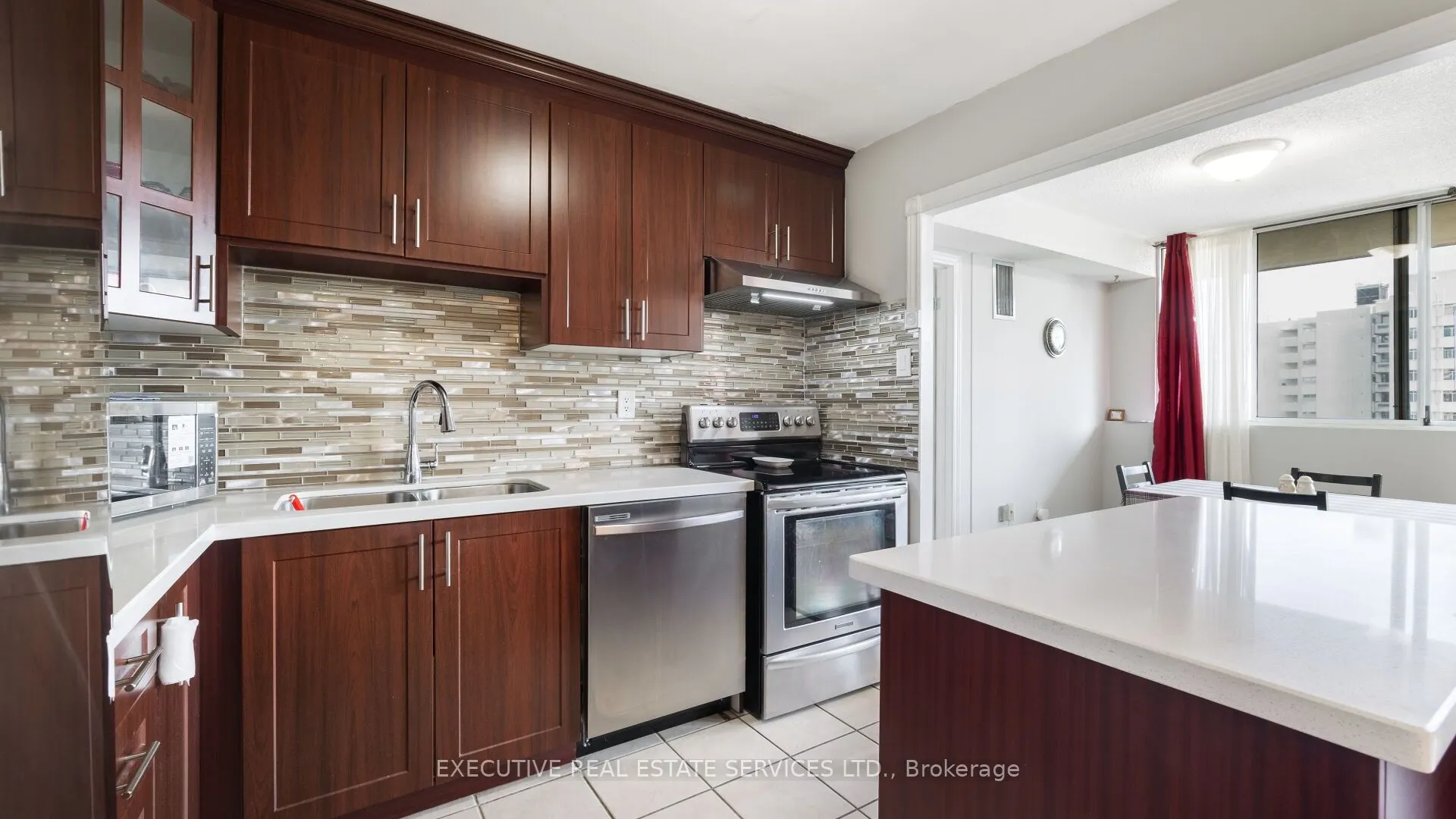 3590 KANEFF Crescent, #2002