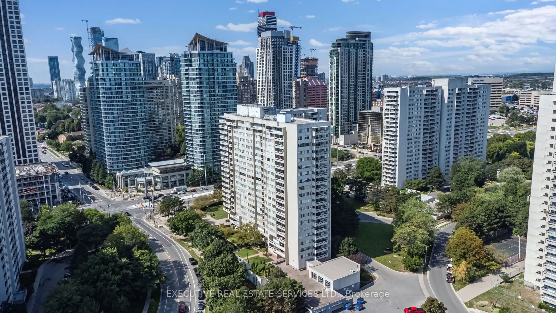 3590 KANEFF Crescent, #2002