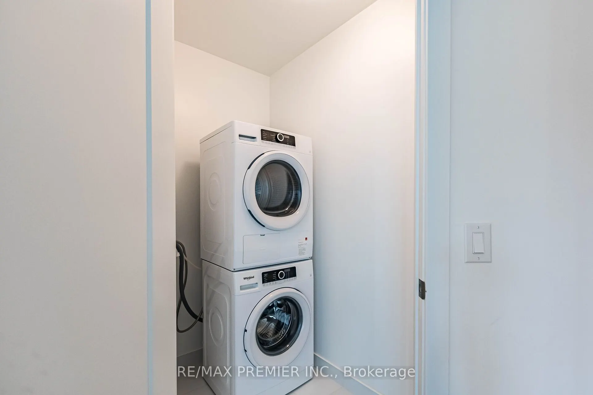 5 Mabelle Avenue, #1029